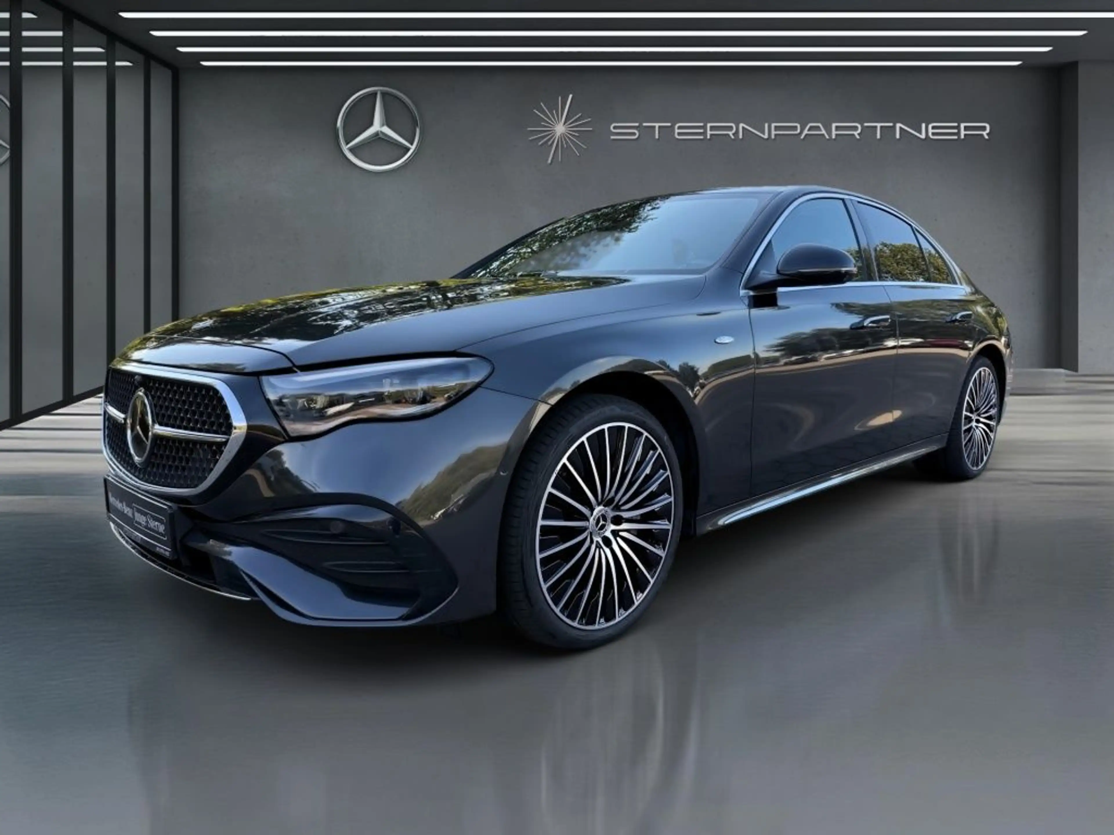 Mercedes-Benz E 400 e 4M AMG+PANO+LEDER+BURMESTER4D+SUPERSCR.