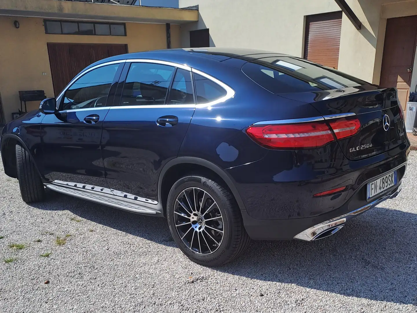 Mercedes-Benz GLC 250 GLC Coupe - C253 Coupe d Sport 4matic auto Blu/Azzurro - 2