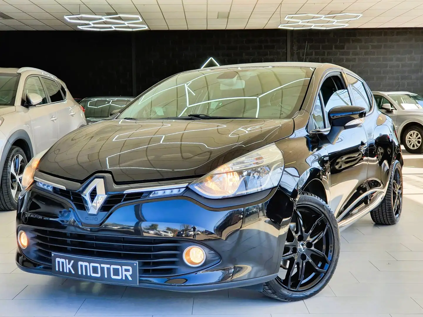Renault Clio 🟢0.9 ESSENCE 90CV - CUIR - GPS - S.CHAUFF Siyah - 1