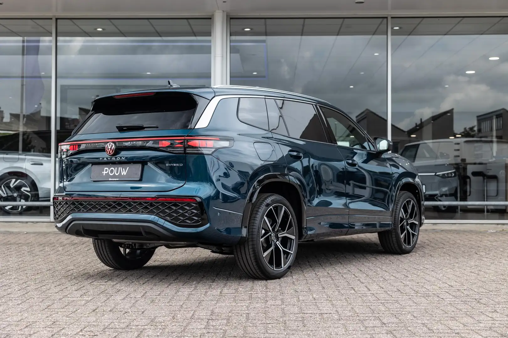 Volkswagen Tayron 1.5 eHybrid 204pk R-Line Edition | LMV 20'' | Trek Blauw - 2
