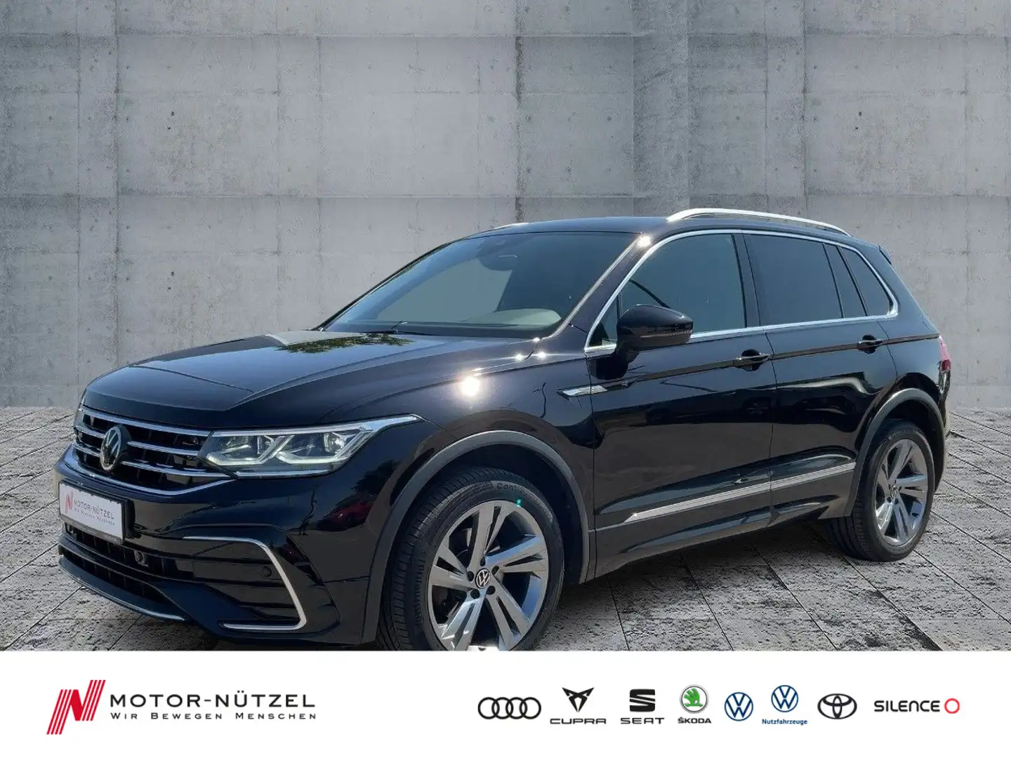 Volkswagen Tiguan 2.0 TDI 4M DSG R-LINE MATRIX+NAVI+AHK+ACC Schwarz - 1