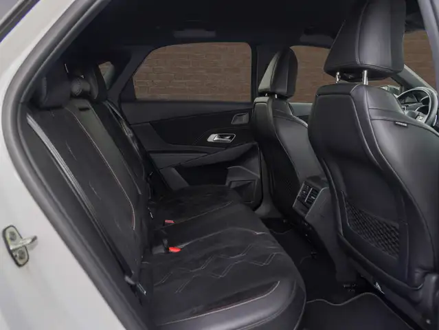 DS Automobiles DS 7 Crossback view 10