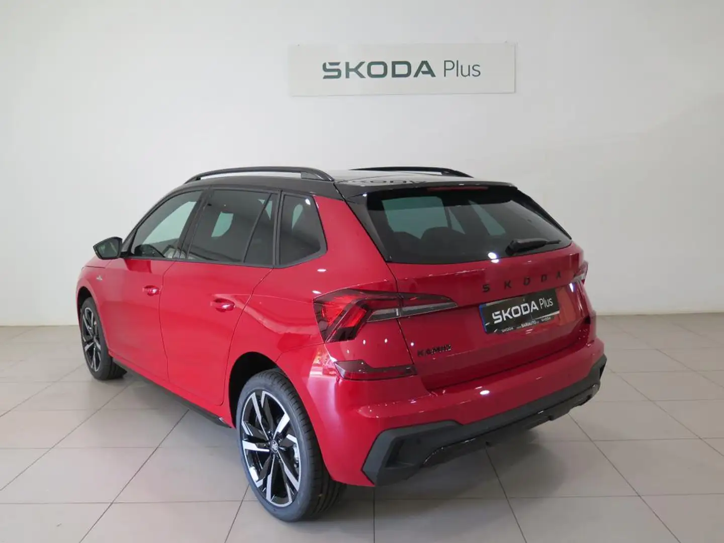Skoda Kamiq 1.5 TSI Monte Carlo 110kW DSG7 Rojo - 2