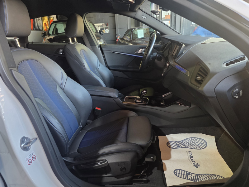 BMW 218 Gran Coupé 218iA //PACK M// — photo 11