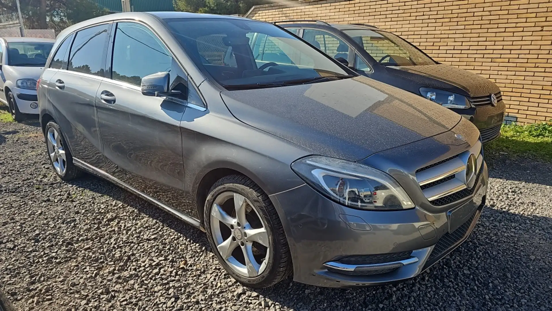 Mercedes-Benz B 200 200CDI BE P55 952 (4.75) Gris - 2