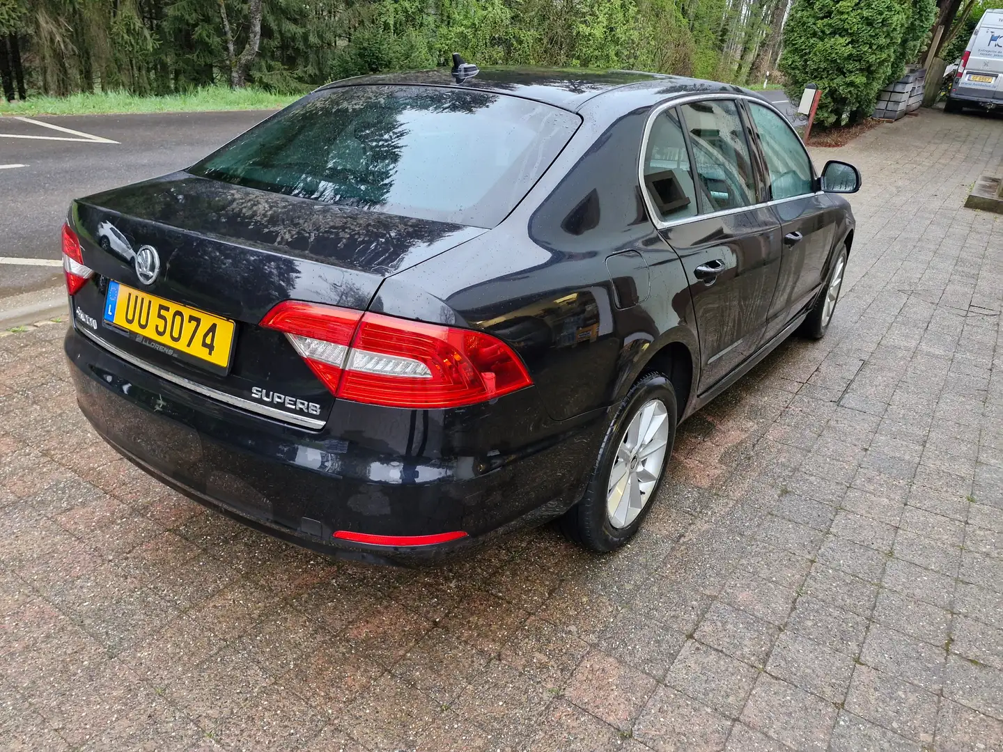 Skoda Superb Superb 1.6 TDI Green tec Active Noir - 1
