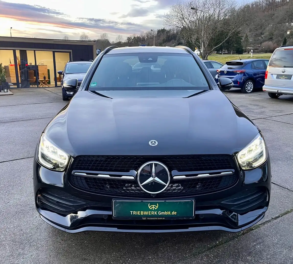 Mercedes-Benz GLC 300 d 4Matic AMG-Line LED 360* DAB Černá - 2