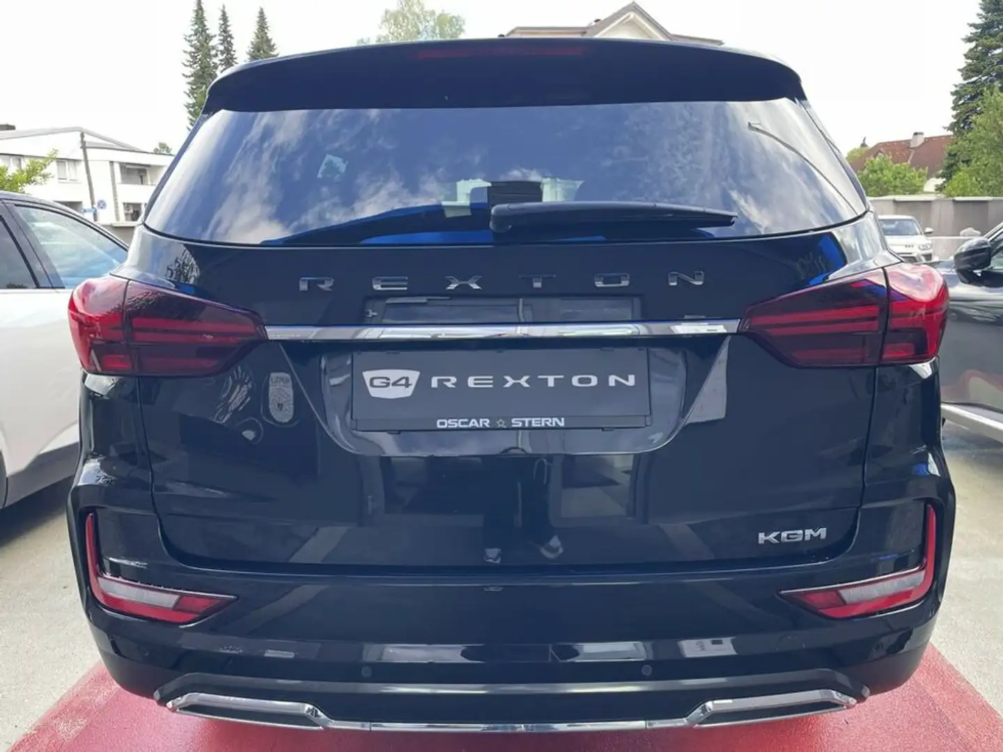 KGM Rexton KGM Clever 2,2 Diesel Aut. 4x4 Schwarz - 2