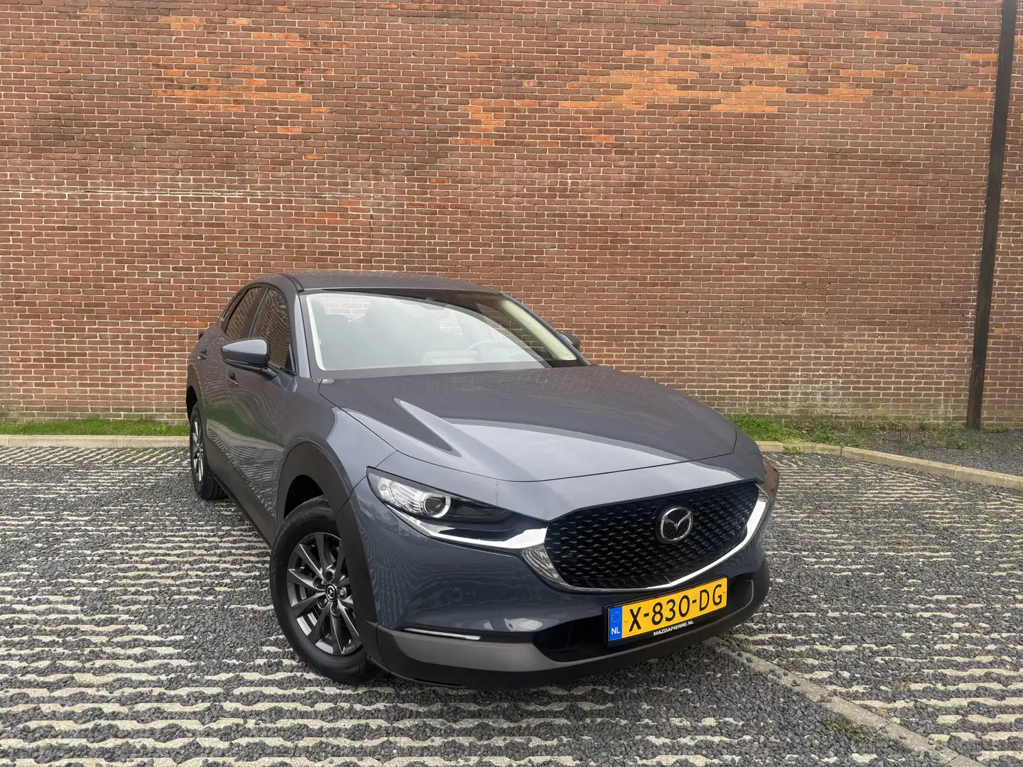 Mazda CX-30 2.0 e-SkyActiv-X 186 M Hybrid Comfort | AUTOMAAT | Gris - 2