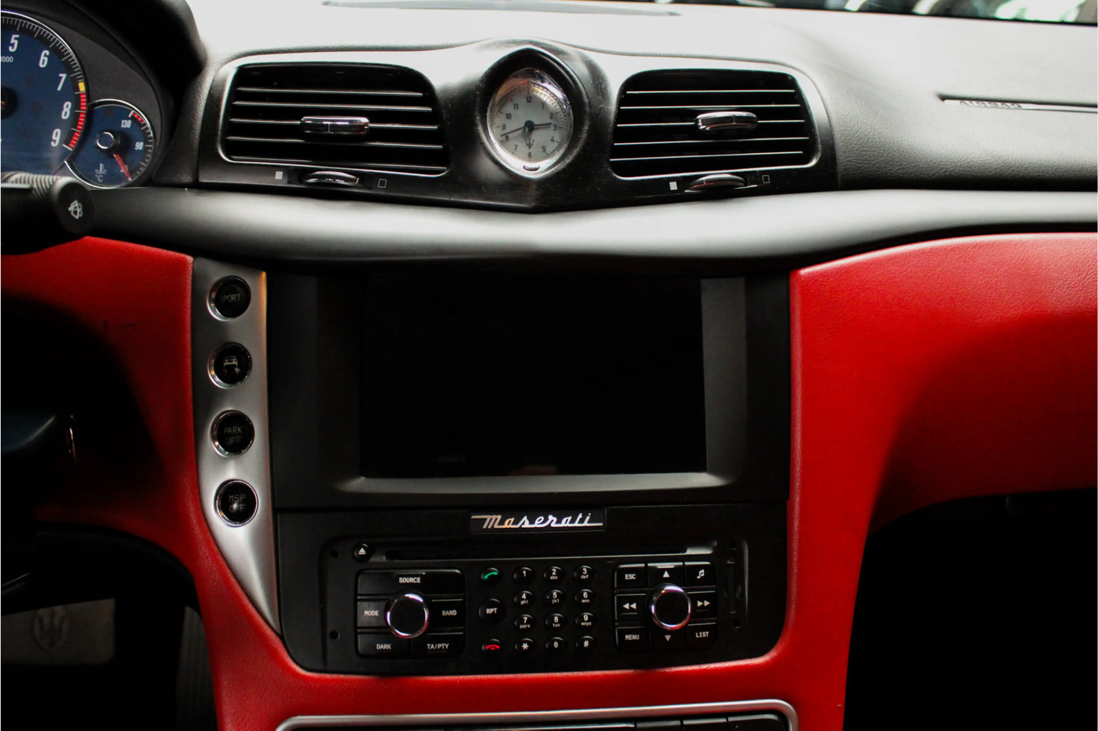 Maserati GranCabrio 4.7 Bose Sound - Stoelverwarming - Black Back - Ap — photo 17