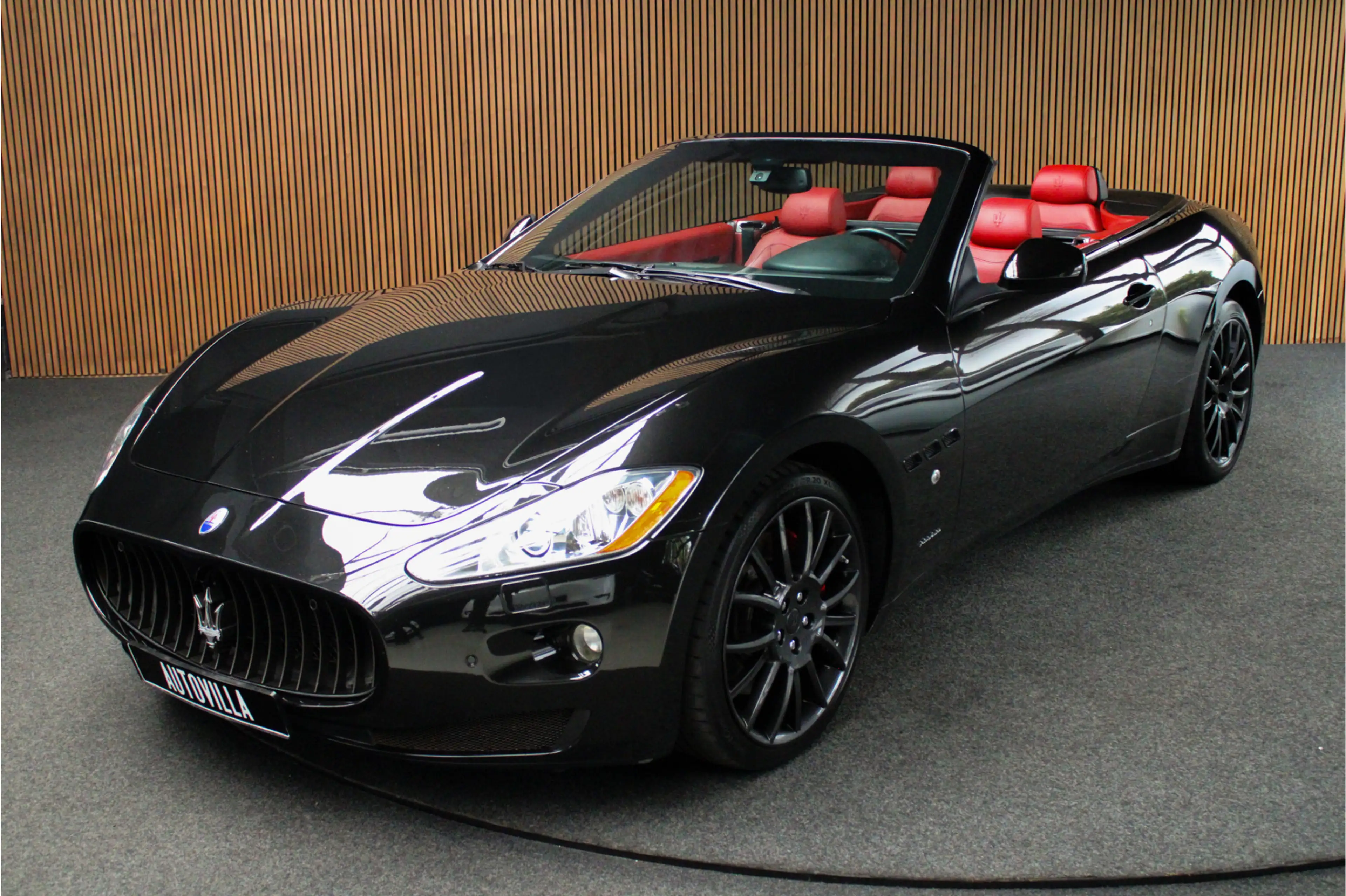 Maserati GranCabrio 4.7 Bose Sound - Stoelverwarming - Black Back - Ap — photo 2