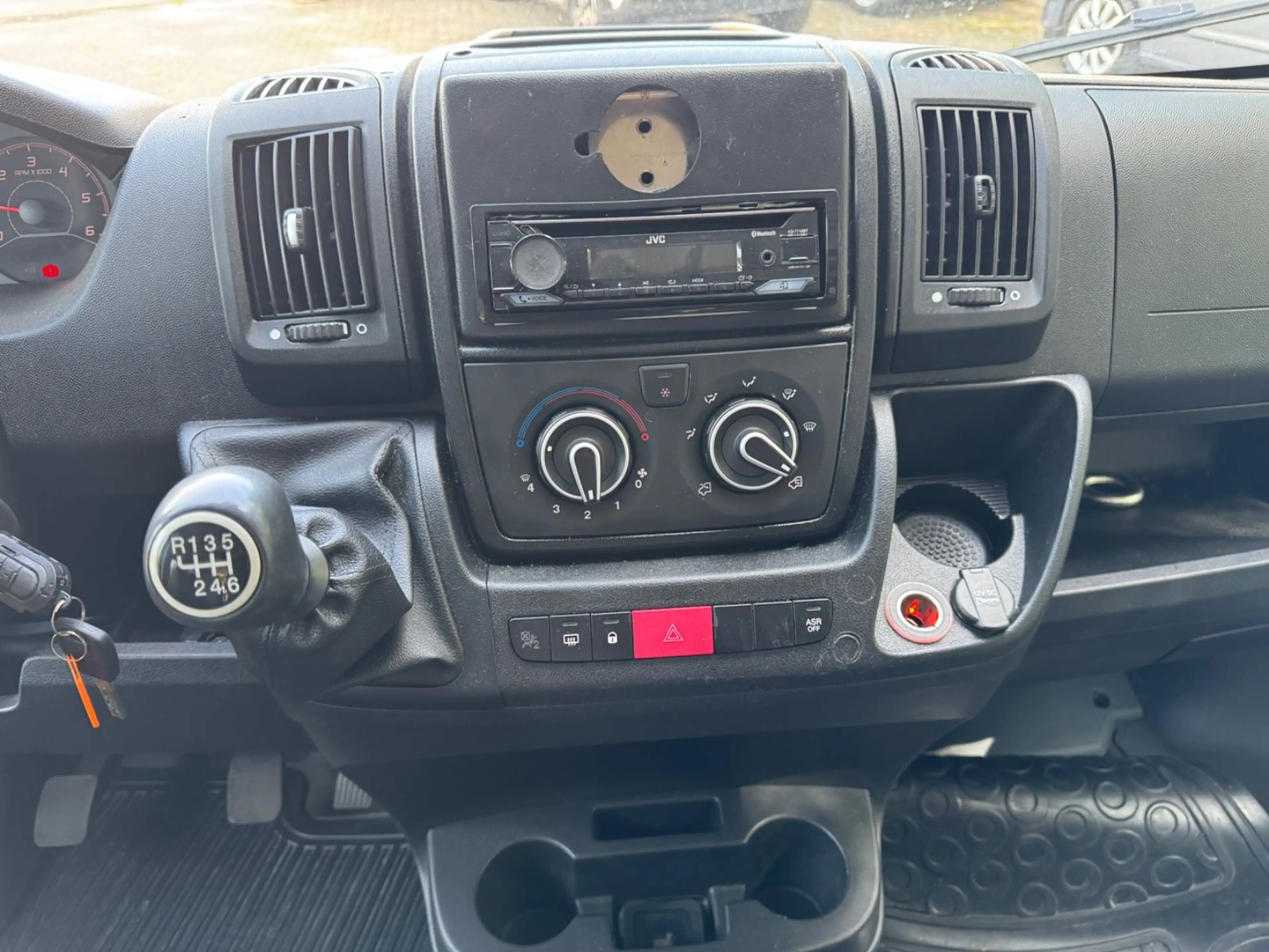 Fiat Ducato Hochr.-Kombi 33 140 L2H2 RS: 3450 mm — photo 17