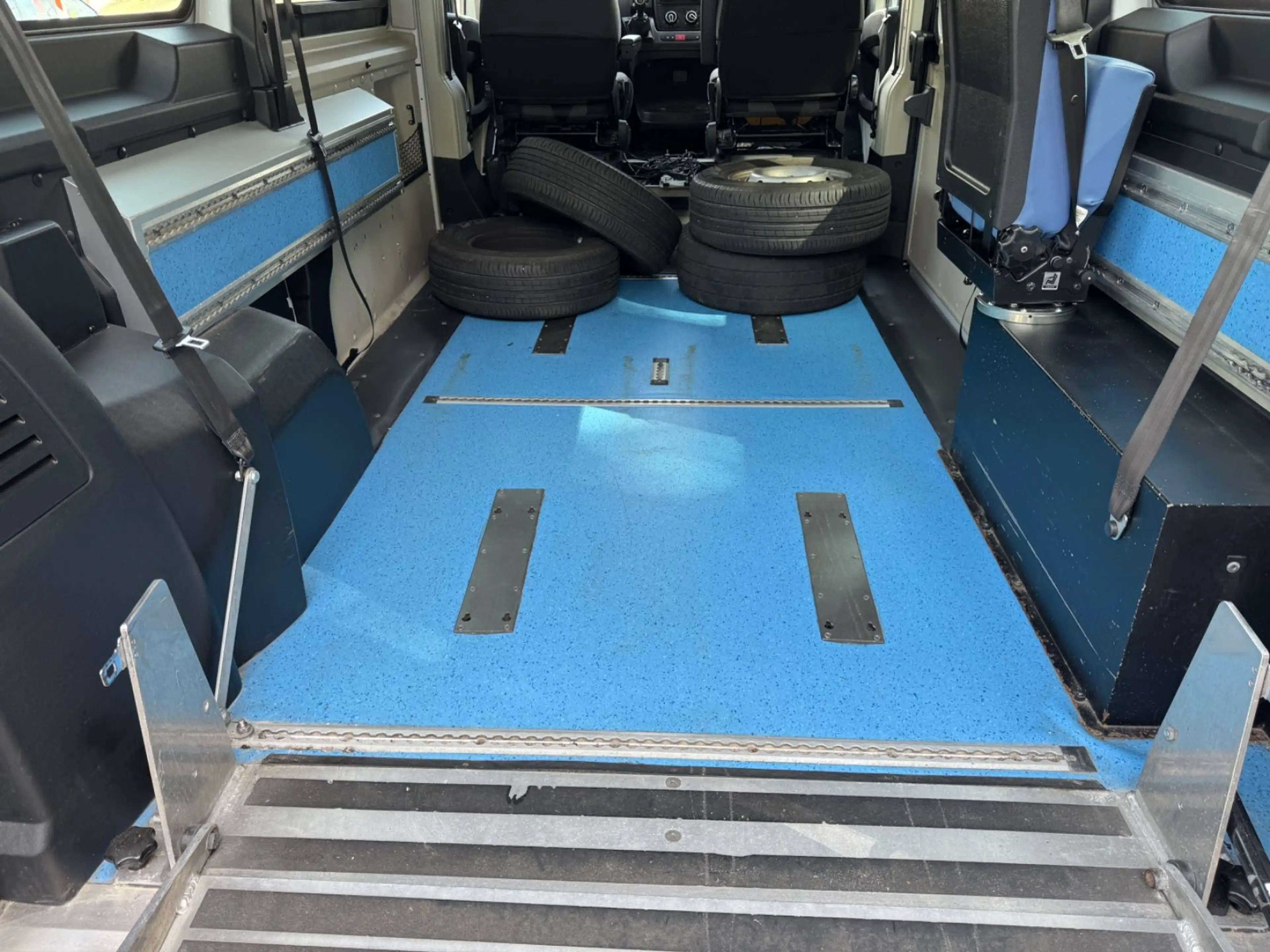 Fiat Ducato Hochr.-Kombi 33 140 L2H2 RS: 3450 mm — photo 22