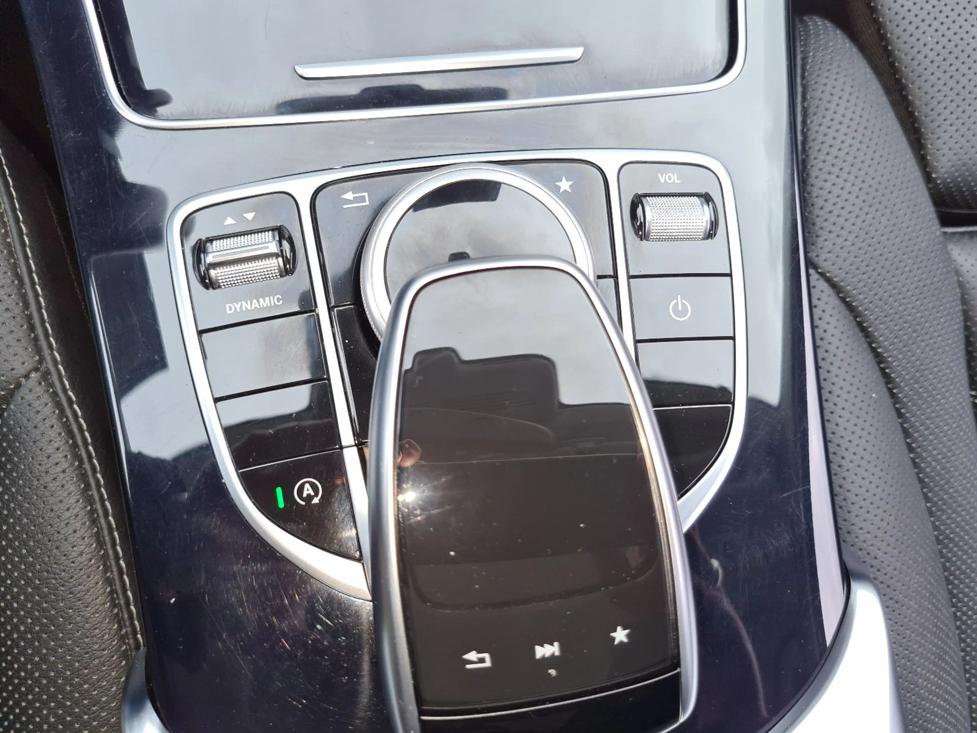 Mercedes-Benz C 250 d 4M AV 9G Autom. Pano Leder LED — photo 10