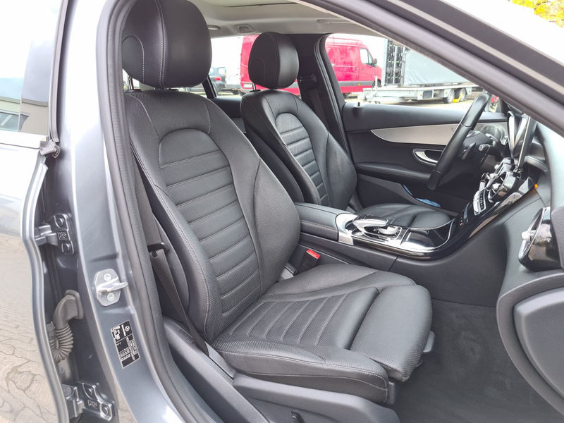 Mercedes-Benz C 250 d 4M AV 9G Autom. Pano Leder LED — photo 13