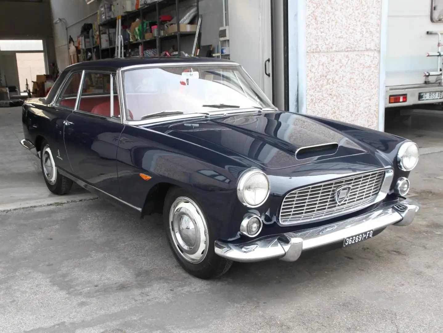 Lancia Flaminia 3B 2.8 Pininfarina Blau - 1