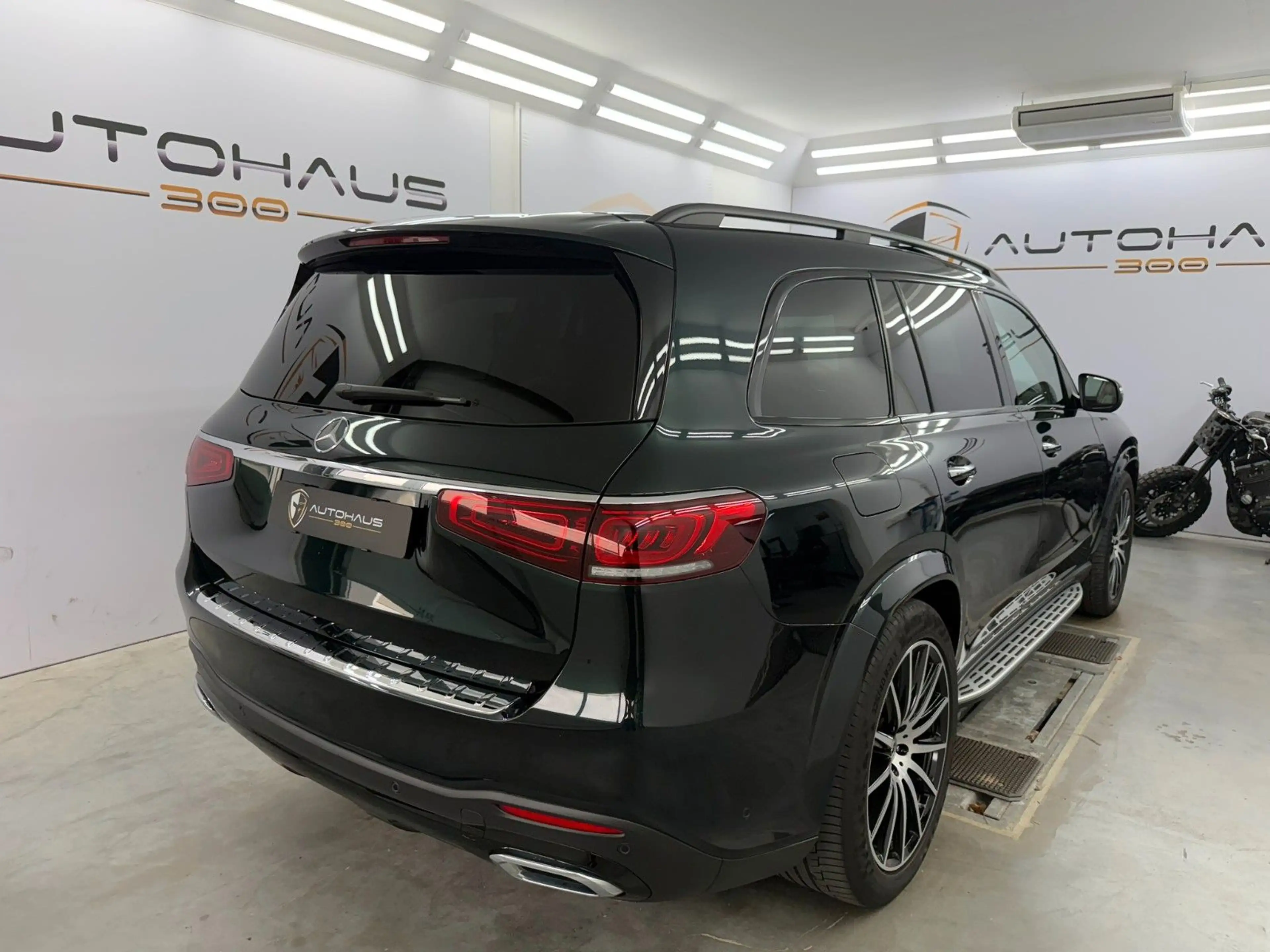 Mercedes-Benz GLS 400 d 4Matic AMG NAVI 360° STDHZ MFL VIRTUAL — photo 7