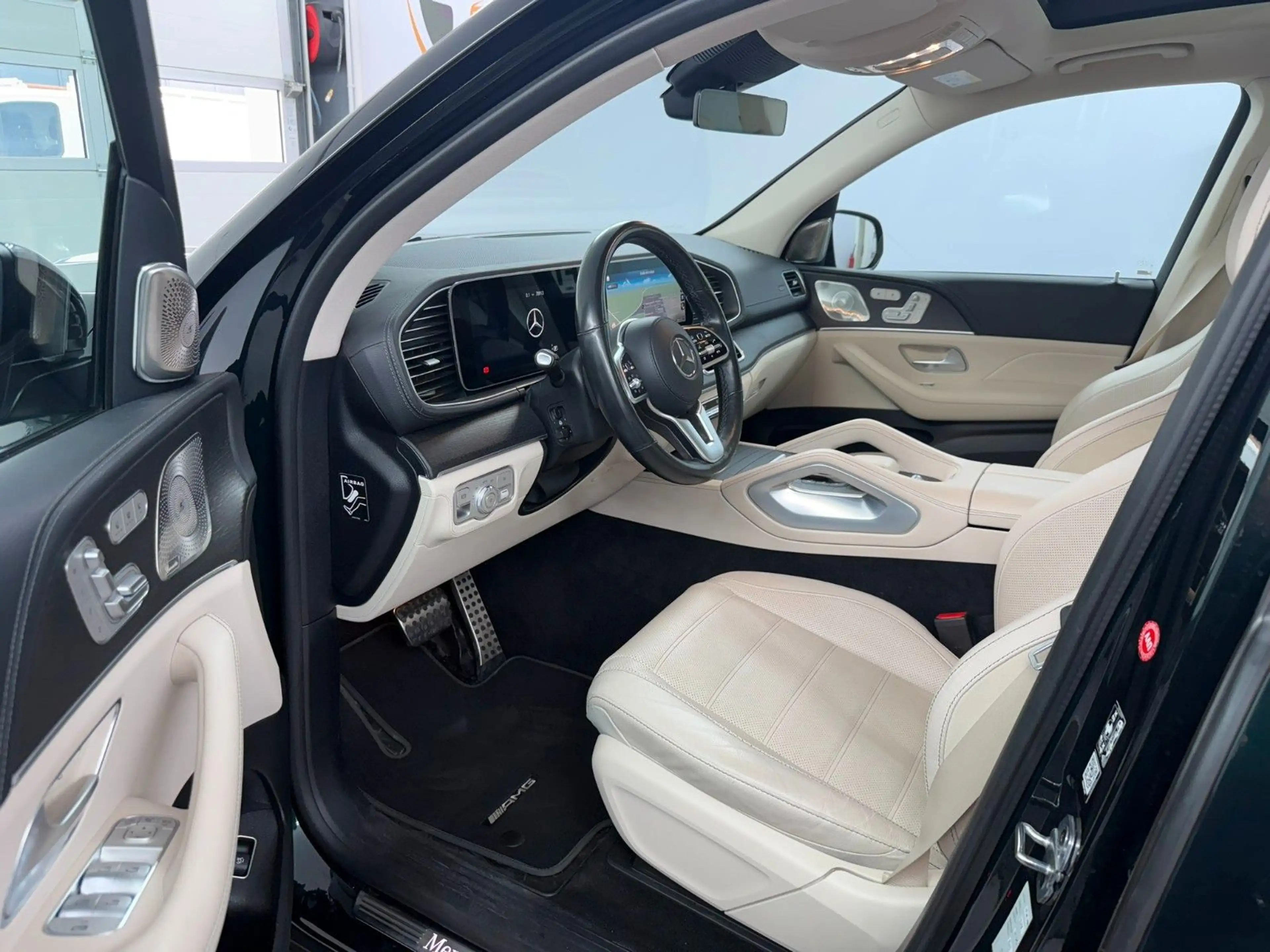 Mercedes-Benz GLS 400 d 4Matic AMG NAVI 360° STDHZ MFL VIRTUAL — photo 12