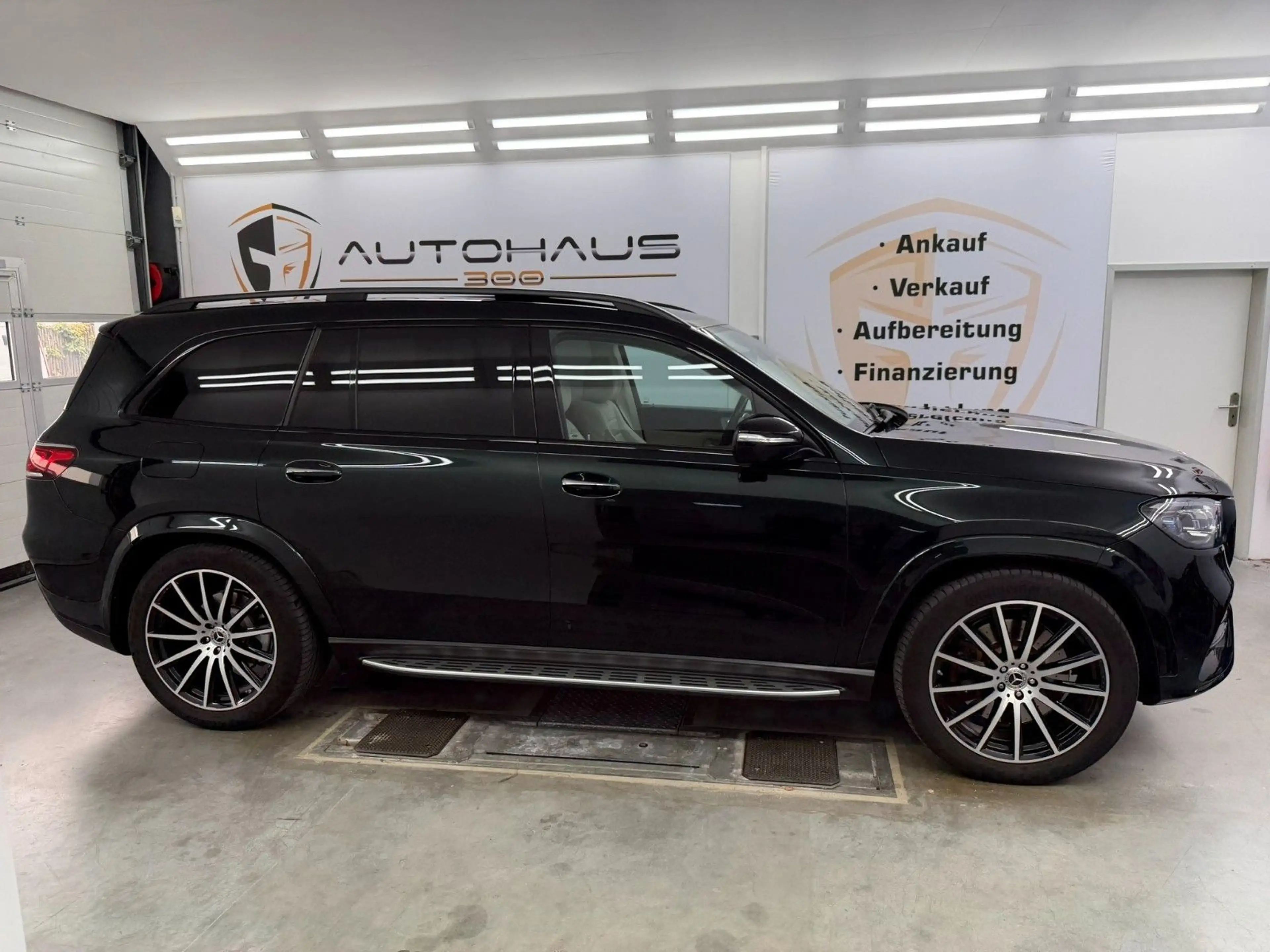 Mercedes-Benz GLS 400 d 4Matic AMG NAVI 360° STDHZ MFL VIRTUAL — photo 4