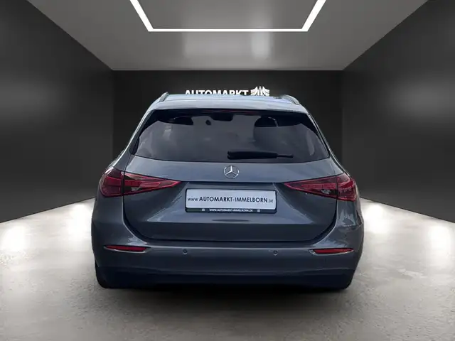 Mercedes-Benz C-Class view 10