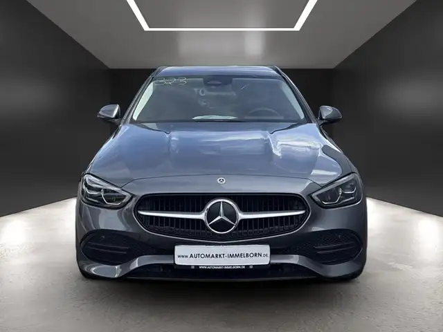Mercedes-Benz C-Class view 9