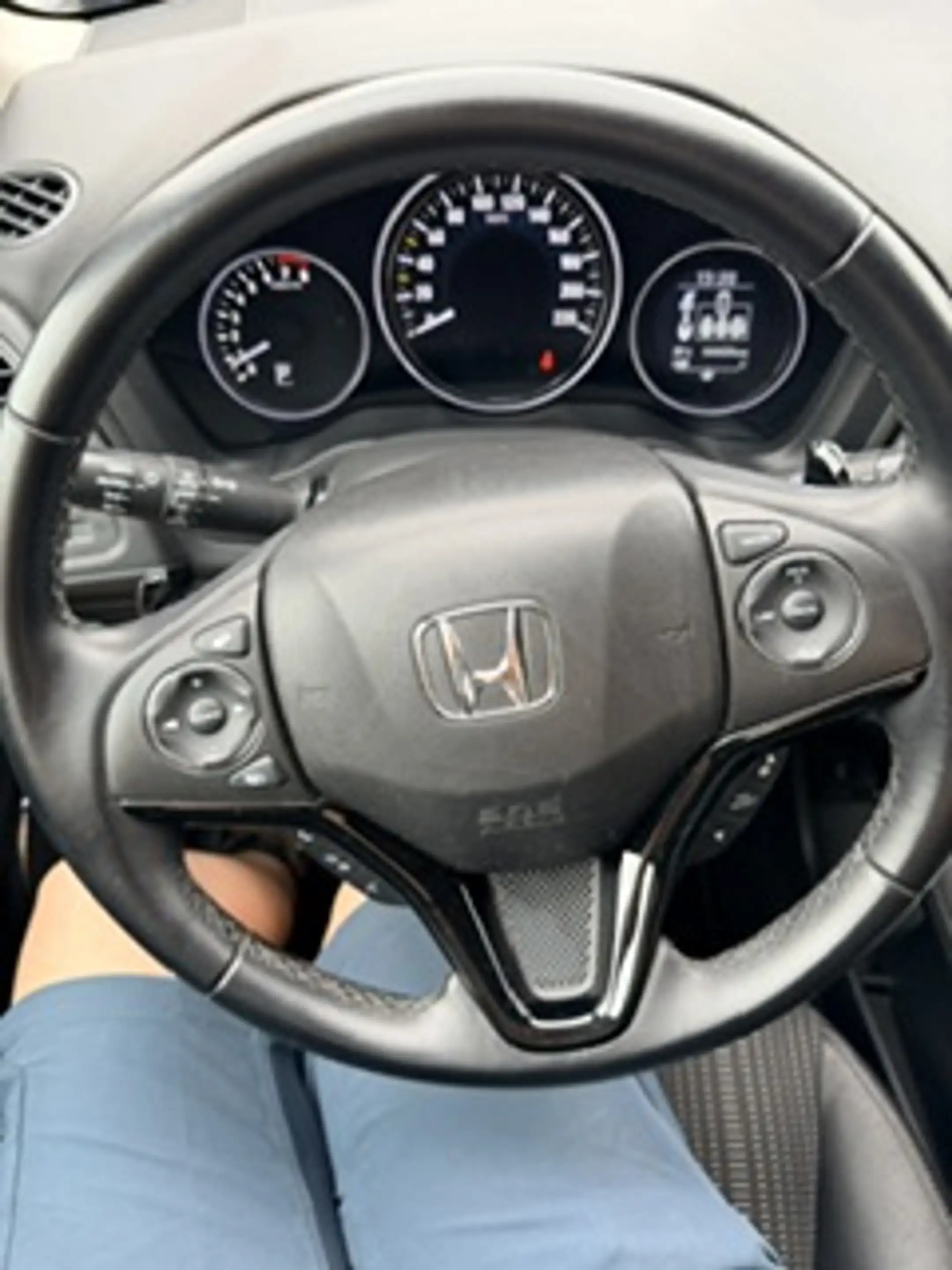 Honda HR-V HR-V 1.5i-VTEC Executive CVT — photo 14