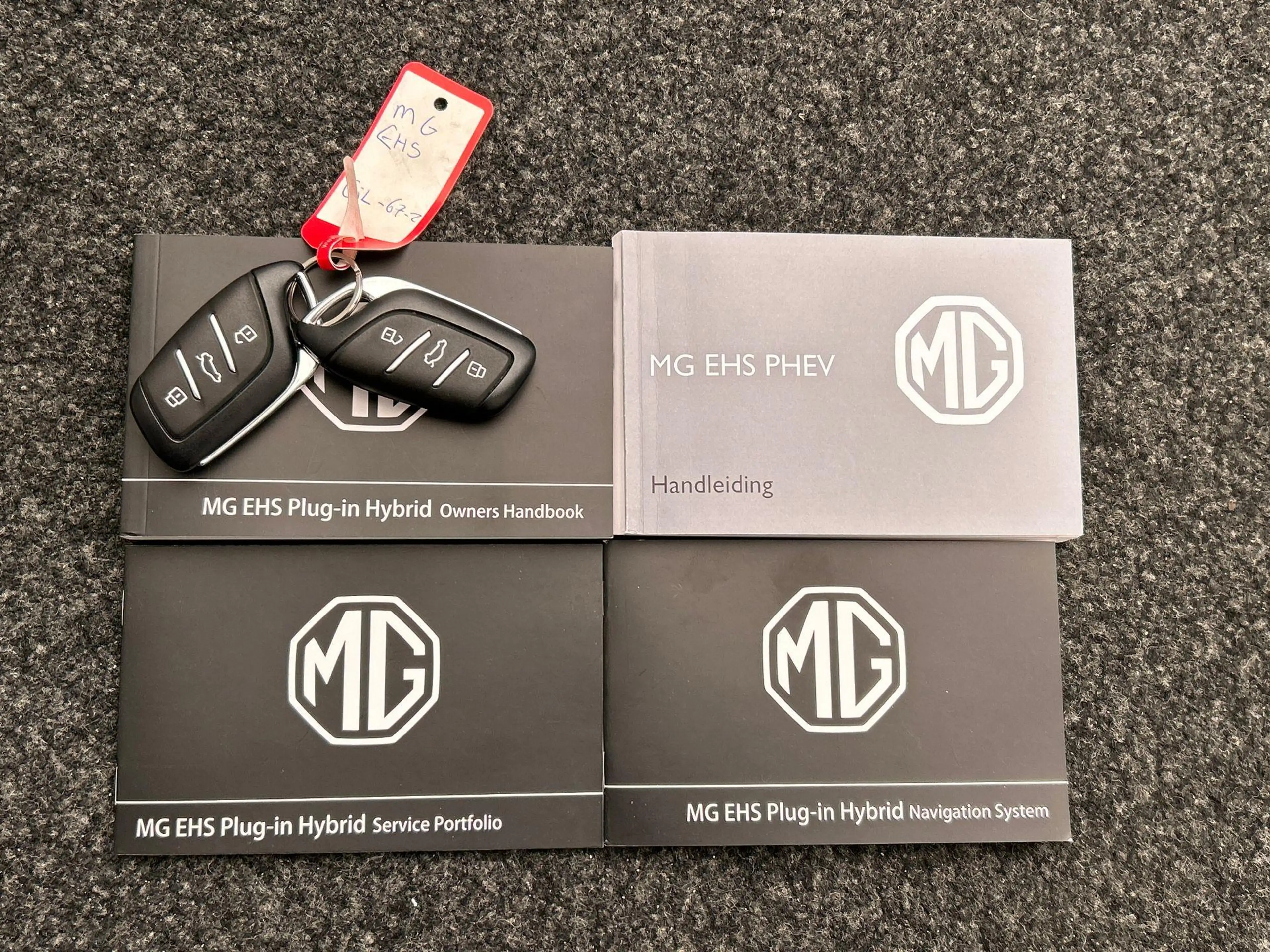 MG EHS 1.5 TGDI Luxury |PHEV | Pano/Dak | Leder | Rondomz — photo 8