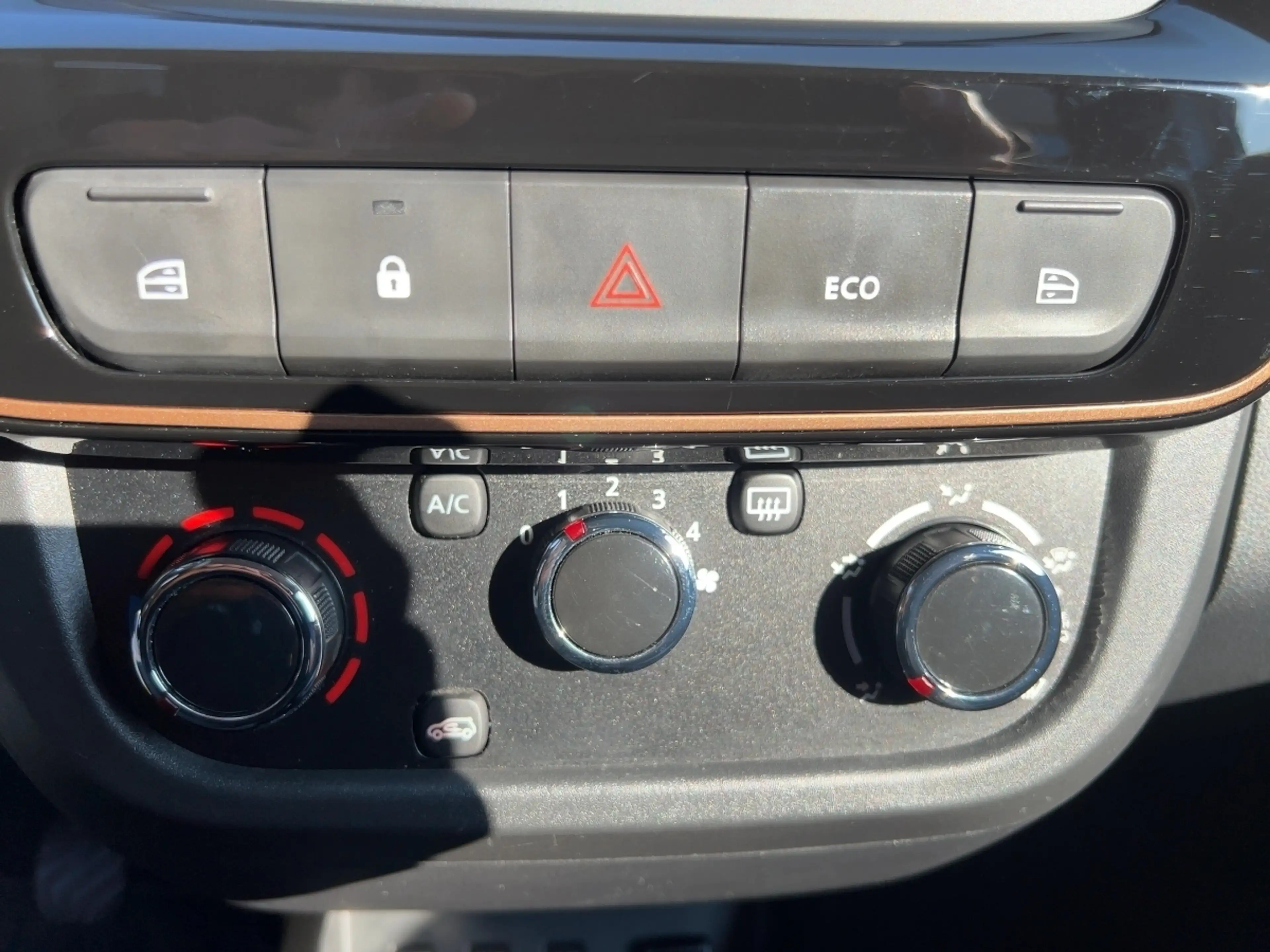 Dacia Spring ELECTRIC 65 EXTREME CCS — photo 14