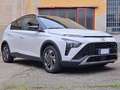 Hyundai BAYON 1.2 MPI EXCLUSIVE Weiß - thumbnail 1