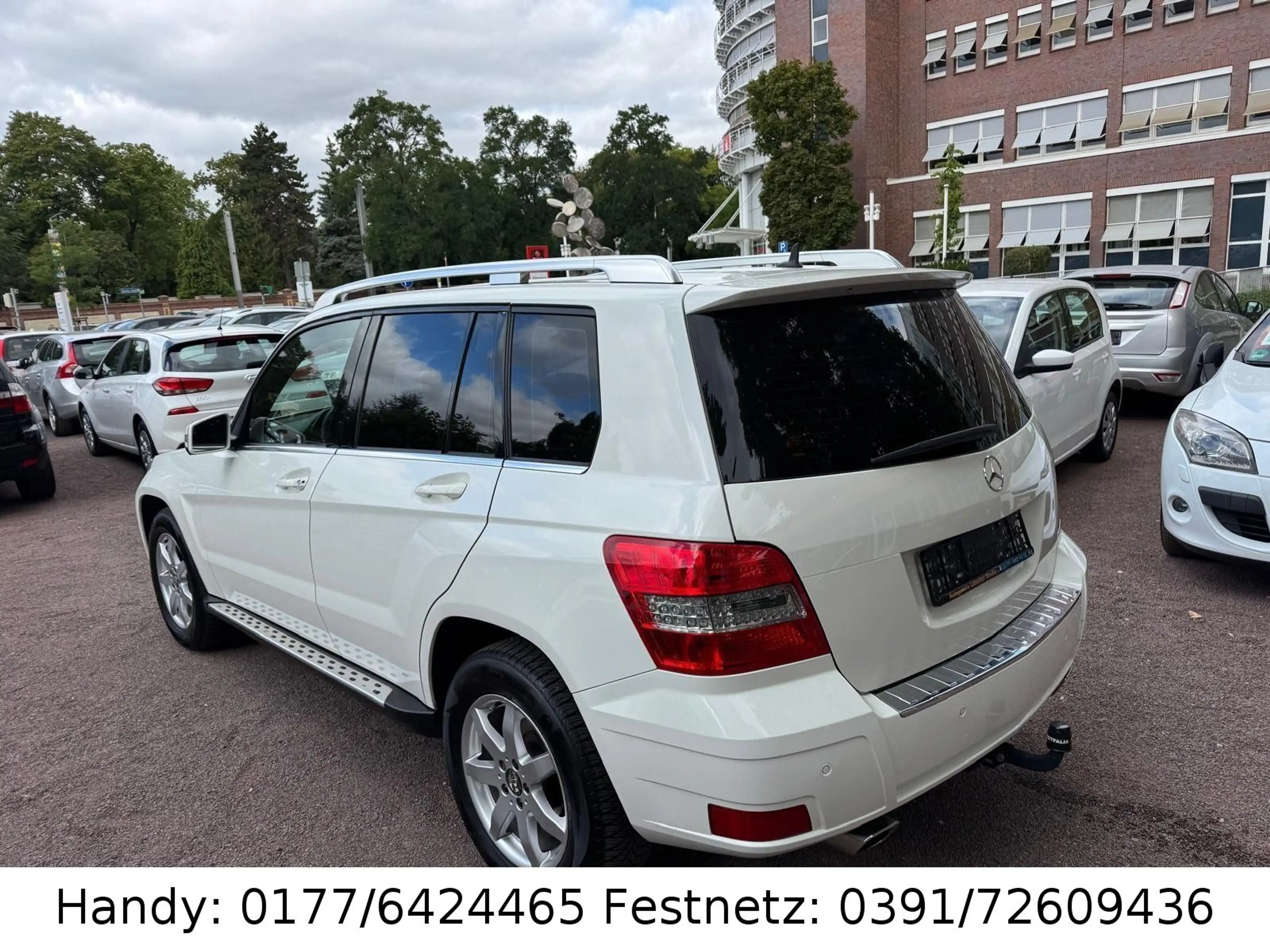 Mercedes-Benz GLK 350 4MATIC/XENON/AUTOMATIK/NAVI/LEDER/PDC/ — photo 8