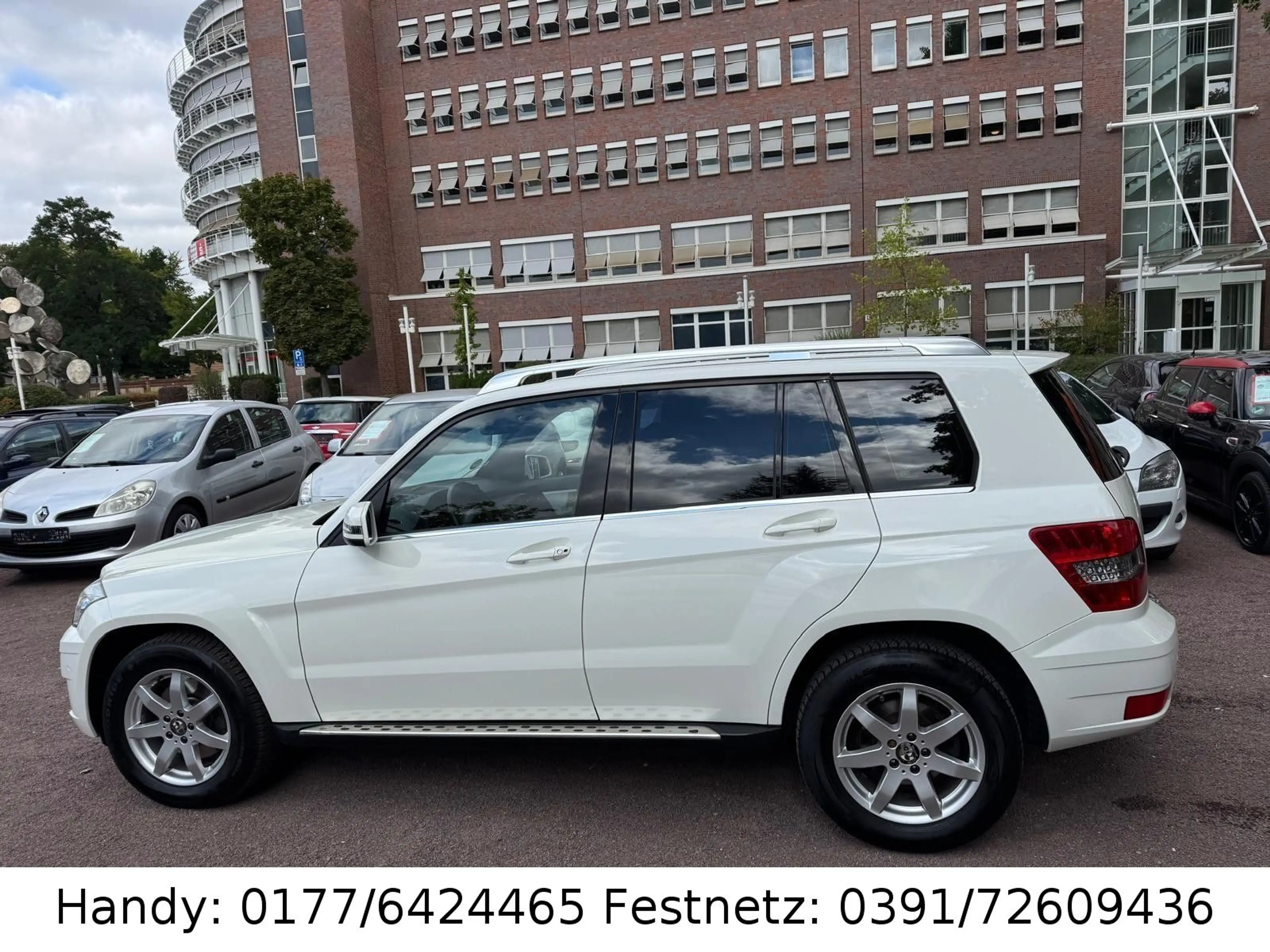 Mercedes-Benz GLK 350 4MATIC/XENON/AUTOMATIK/NAVI/LEDER/PDC/ — photo 3