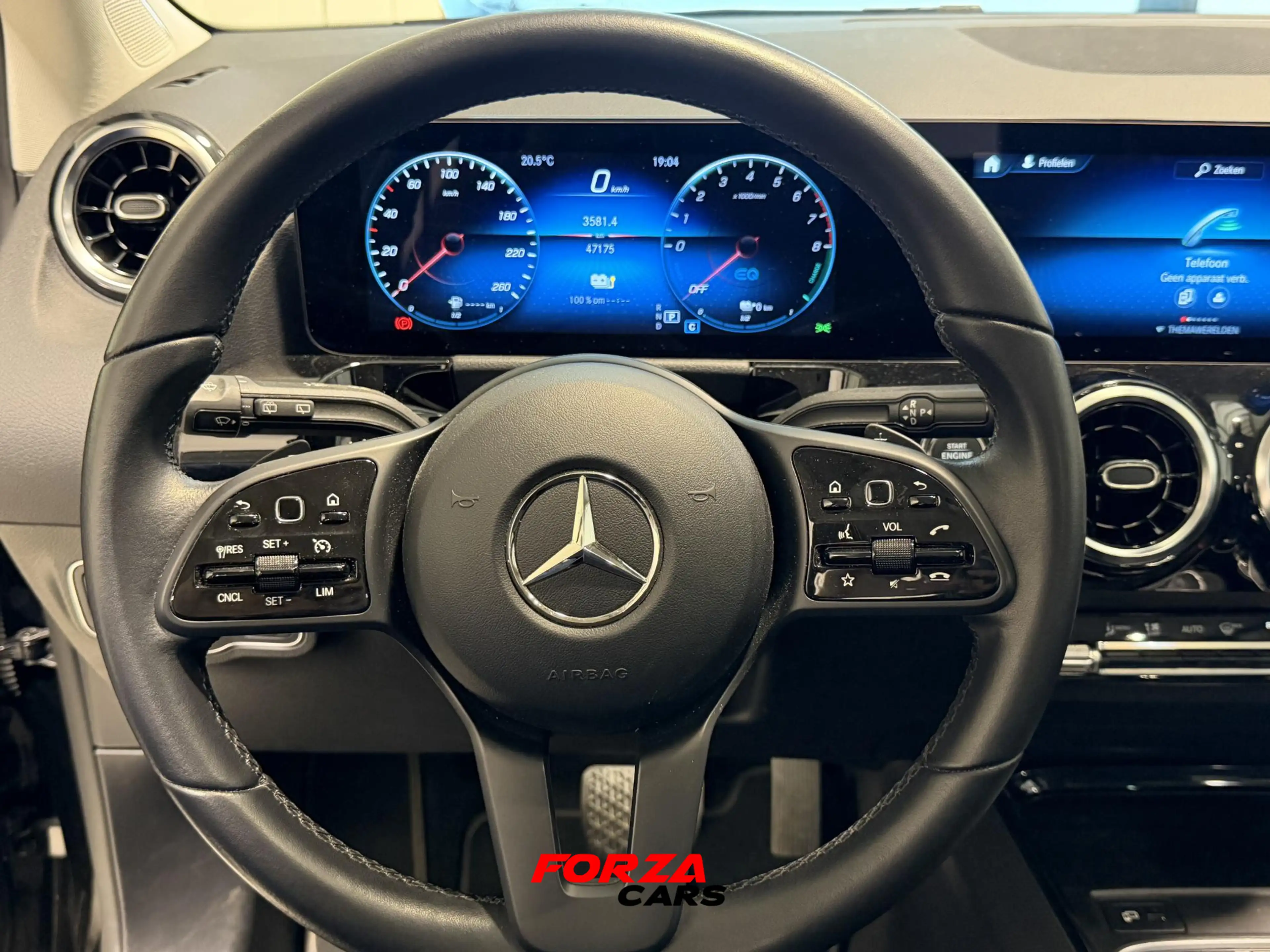 Mercedes-Benz B 250 e Luxury Line | Camera | Trekhaak — photo 14