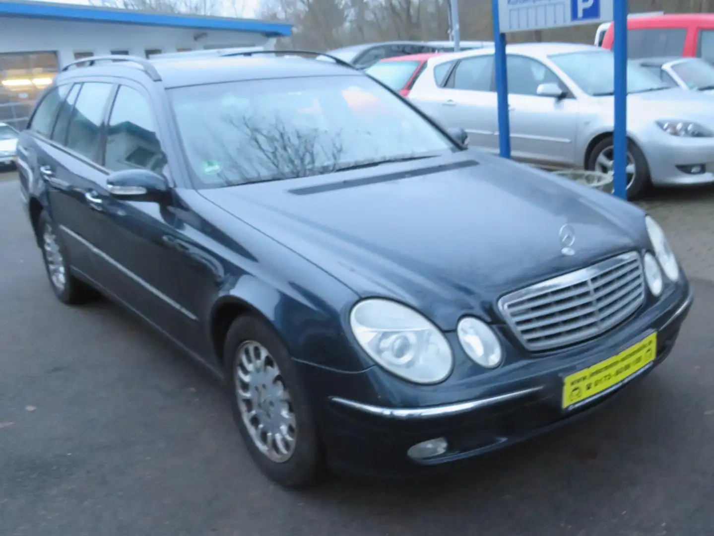 Mercedes-Benz E 200 E 200 T Kompressor (211.242) - 1