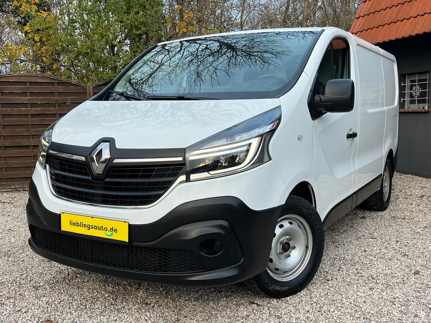 Renault Trafic 2.0 dCi Energy L1H1 2,8t Komfort LED Weiß - 1