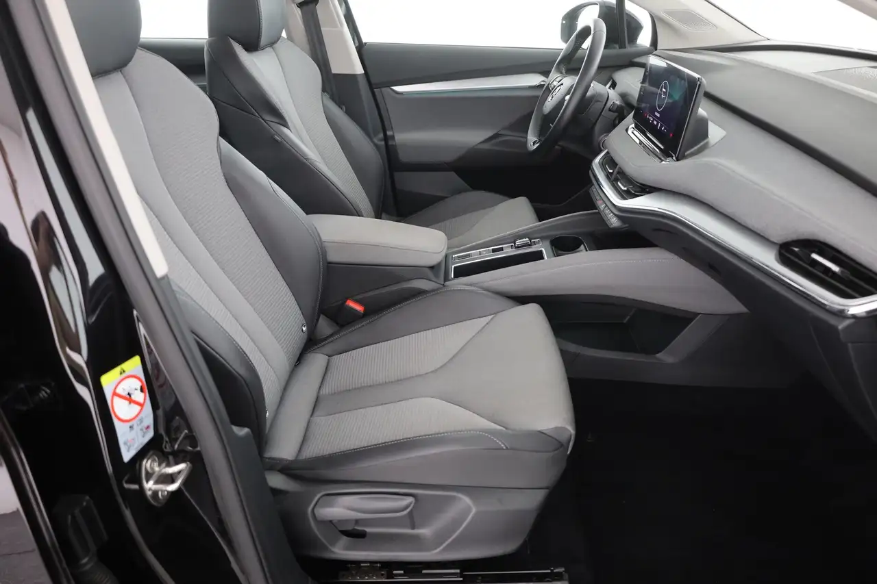 Skoda Enyaq 50 Loft Panorama Sitzheizung Kamera AHK, миниатюра 23