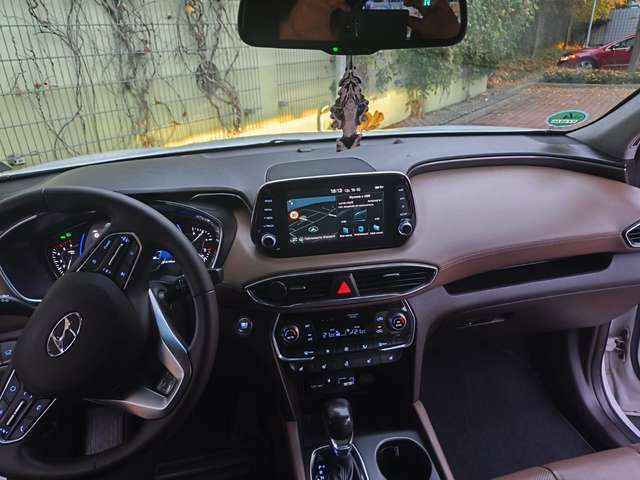 Imagine Hyundai SANTA FE Santa Fe 2.2 CRDI 4WD Automatik Style