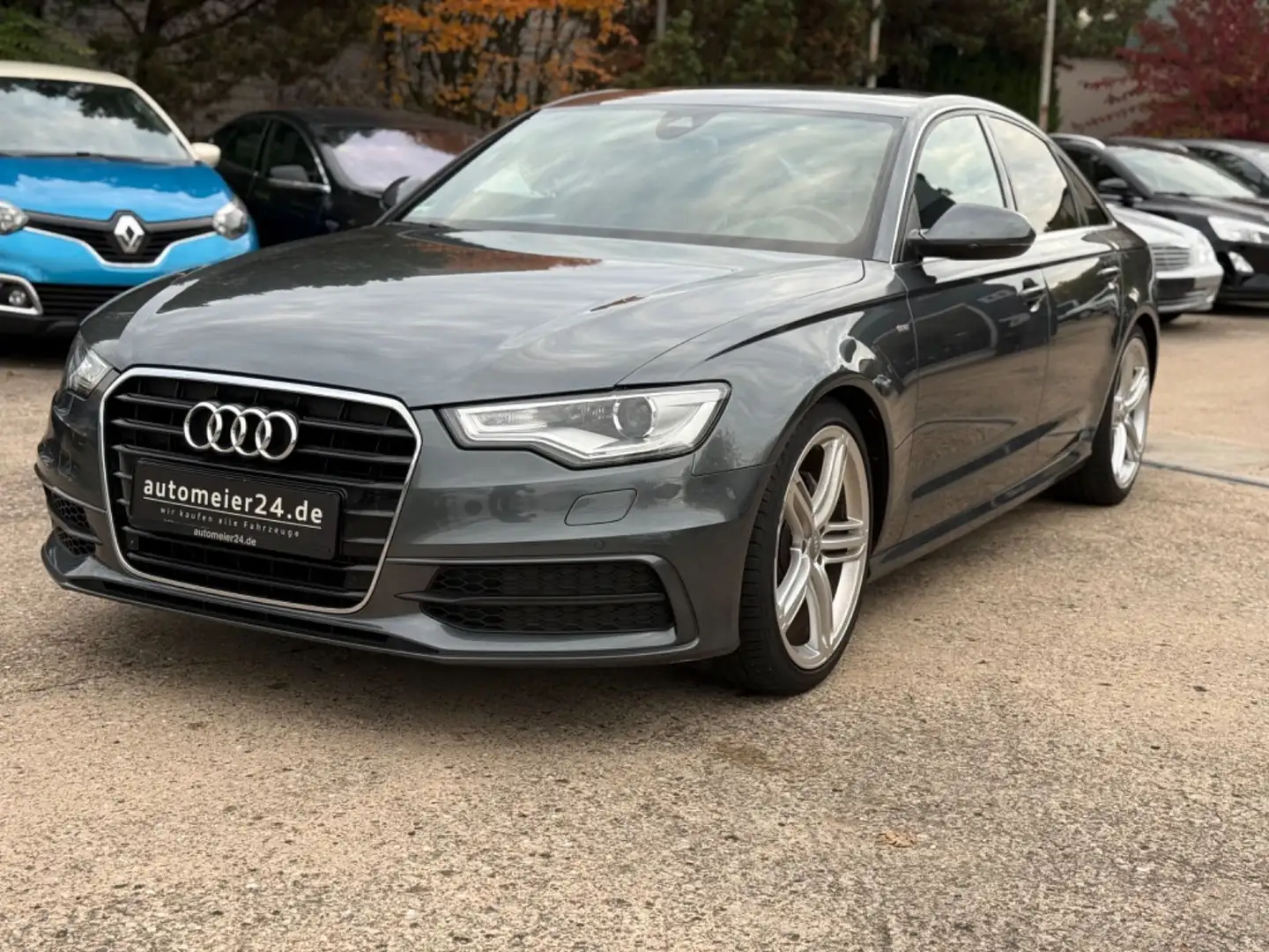 Audi A6 Lim. 2.8 FSI S-Line Grau - 1