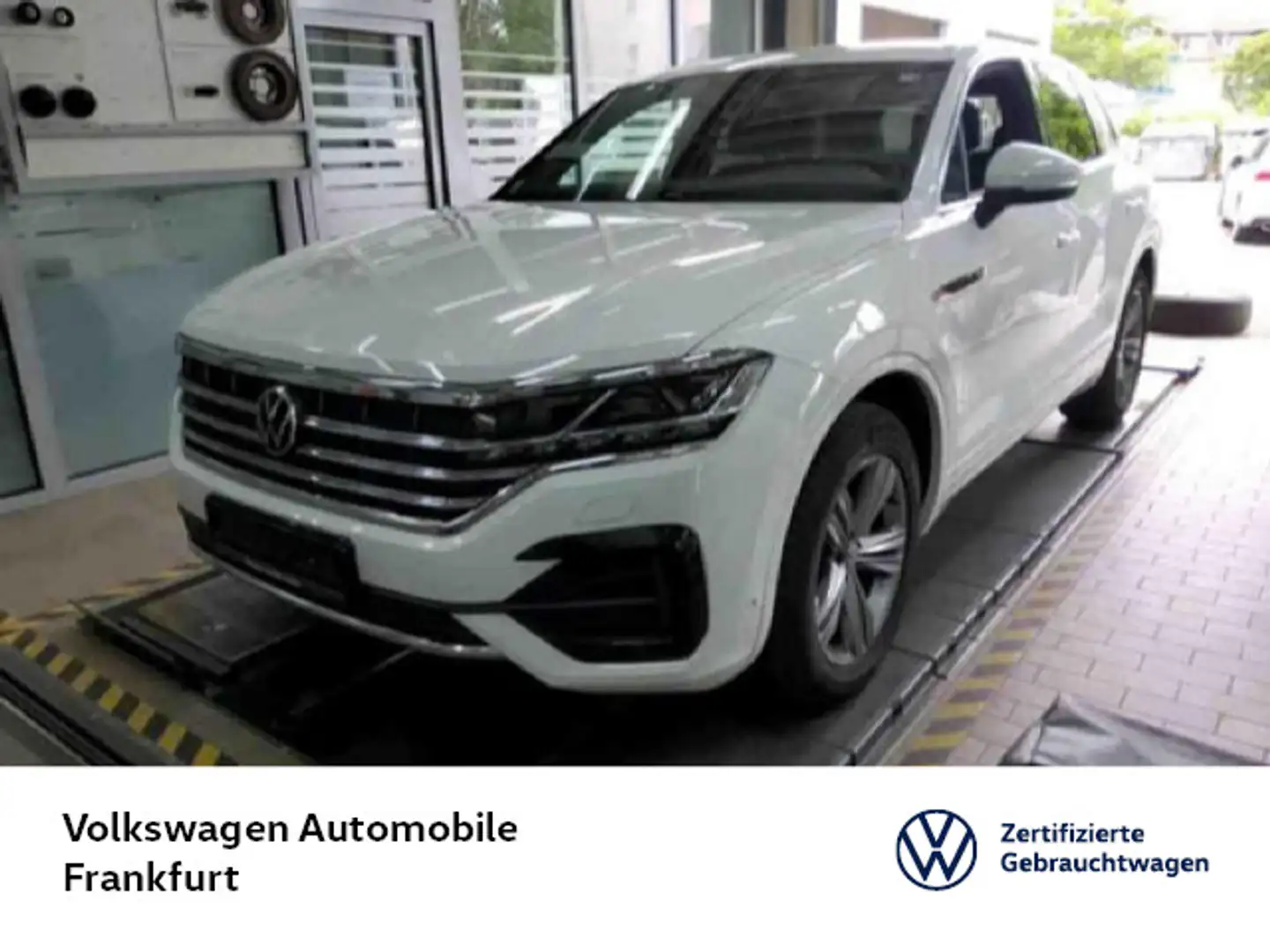 Volkswagen Touareg 3.0 V6 TDI R-Line Navi AHK LED-Matrix-Sc Weiß - 1