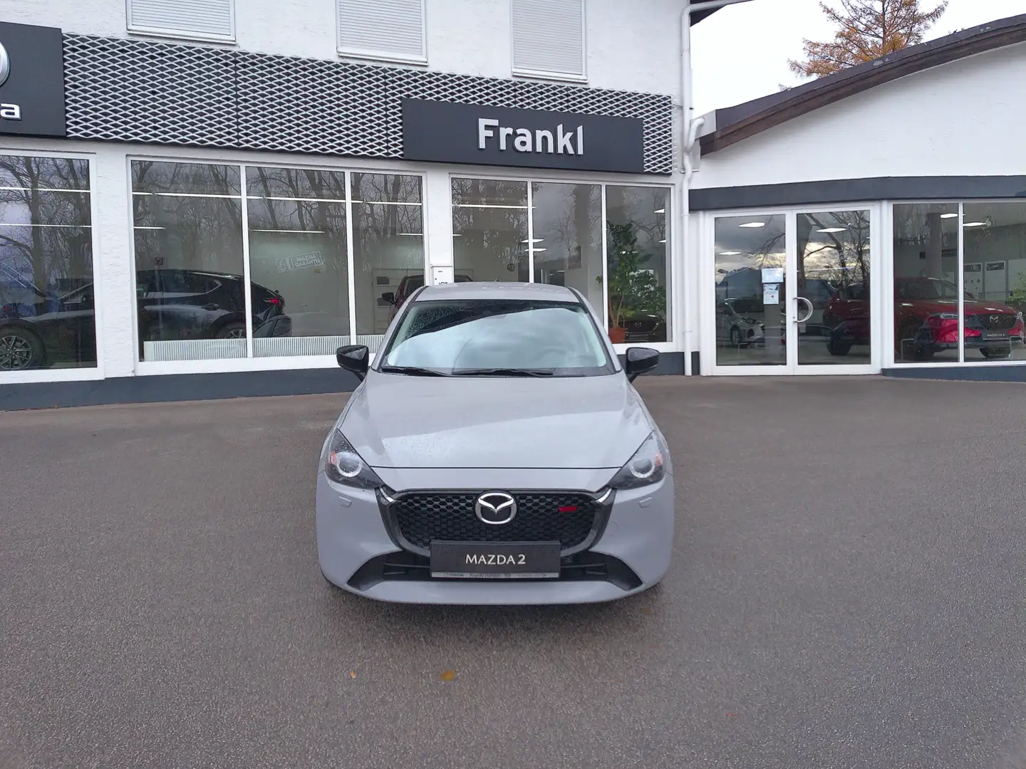 Mazda 2 Skyactiv G75 Homura Vorführwagen Grau - 2