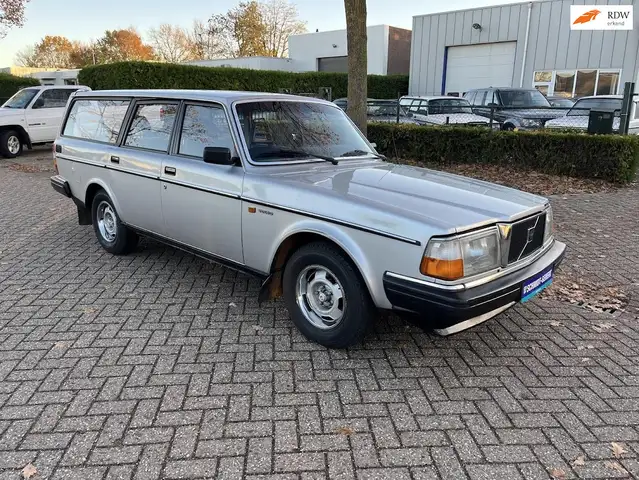 Volvo 240 2.3 GL Automaat belastingvrij