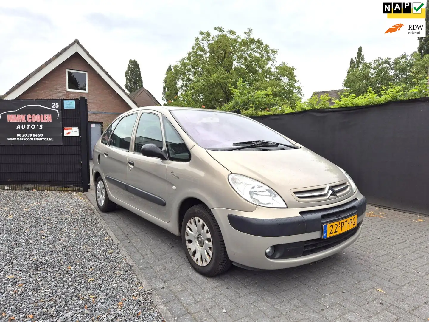 Citroen Xsara Picasso 1.6i Airco Beige - 1
