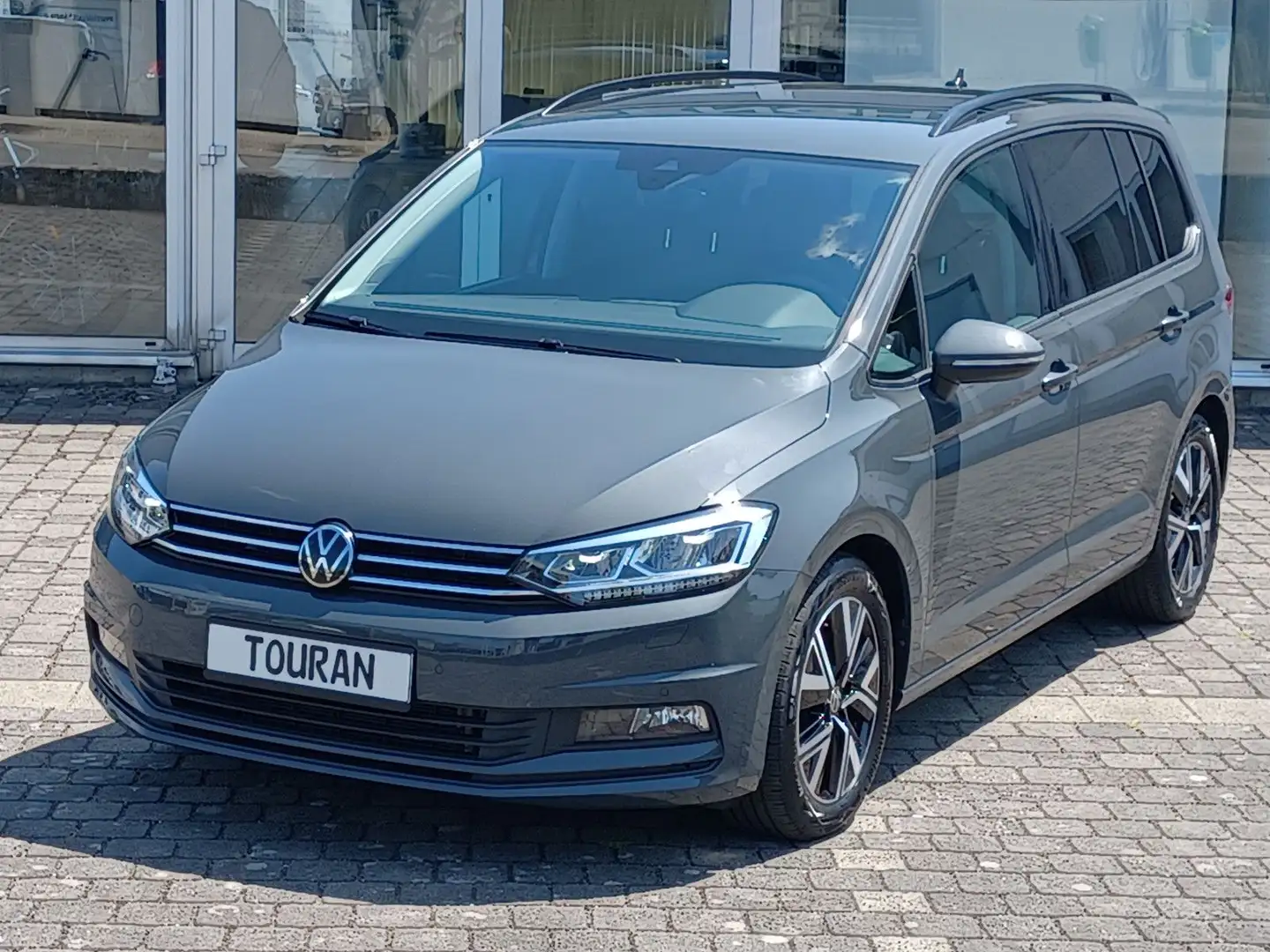 Volkswagen Touran Comfortline 1.5 TSI DSG 7-Sitzer Family  AHK Grau - 1