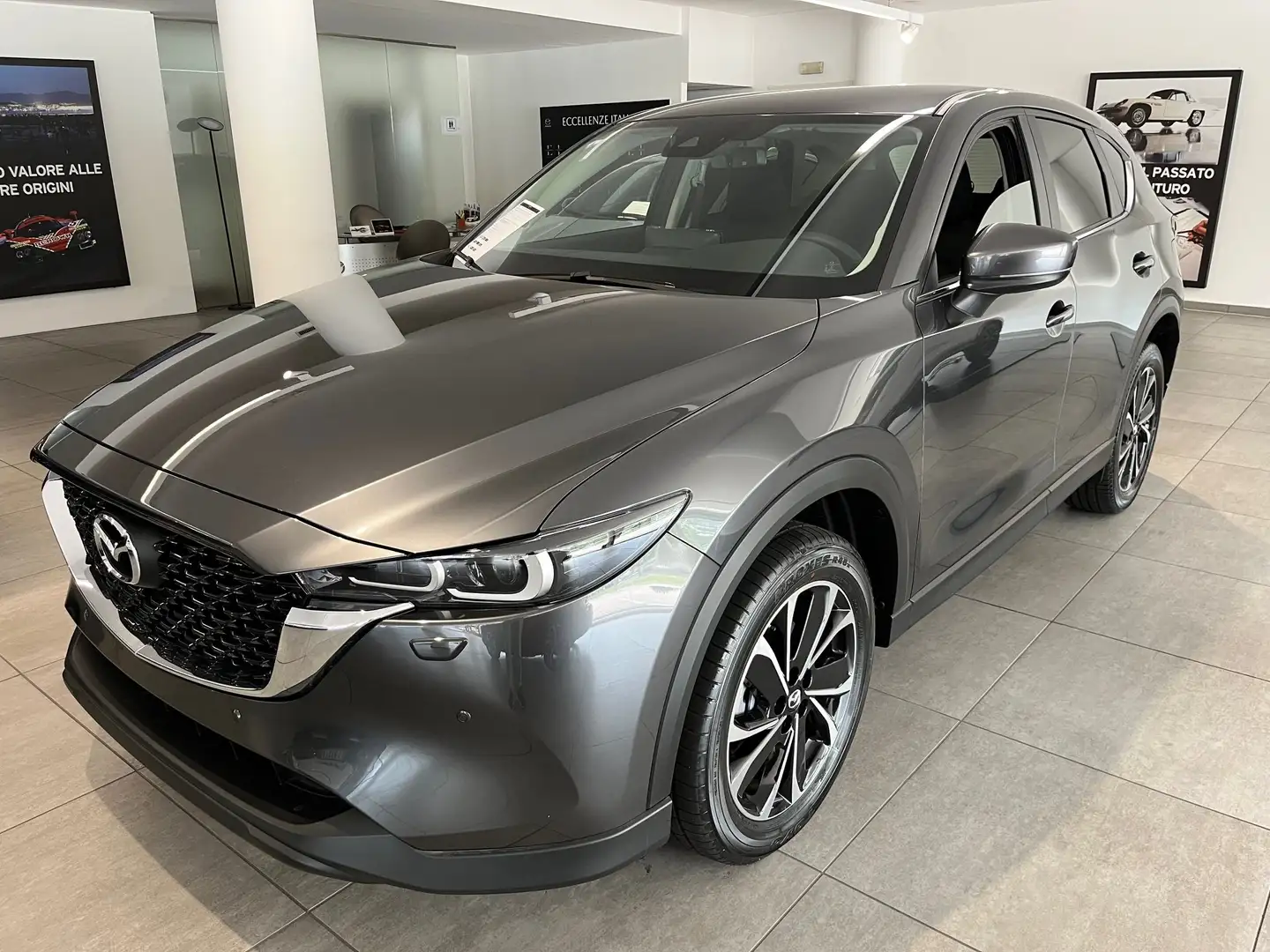 Mazda CX-5 2.2 Centre Line 2wd 150cv auto Grau - 1