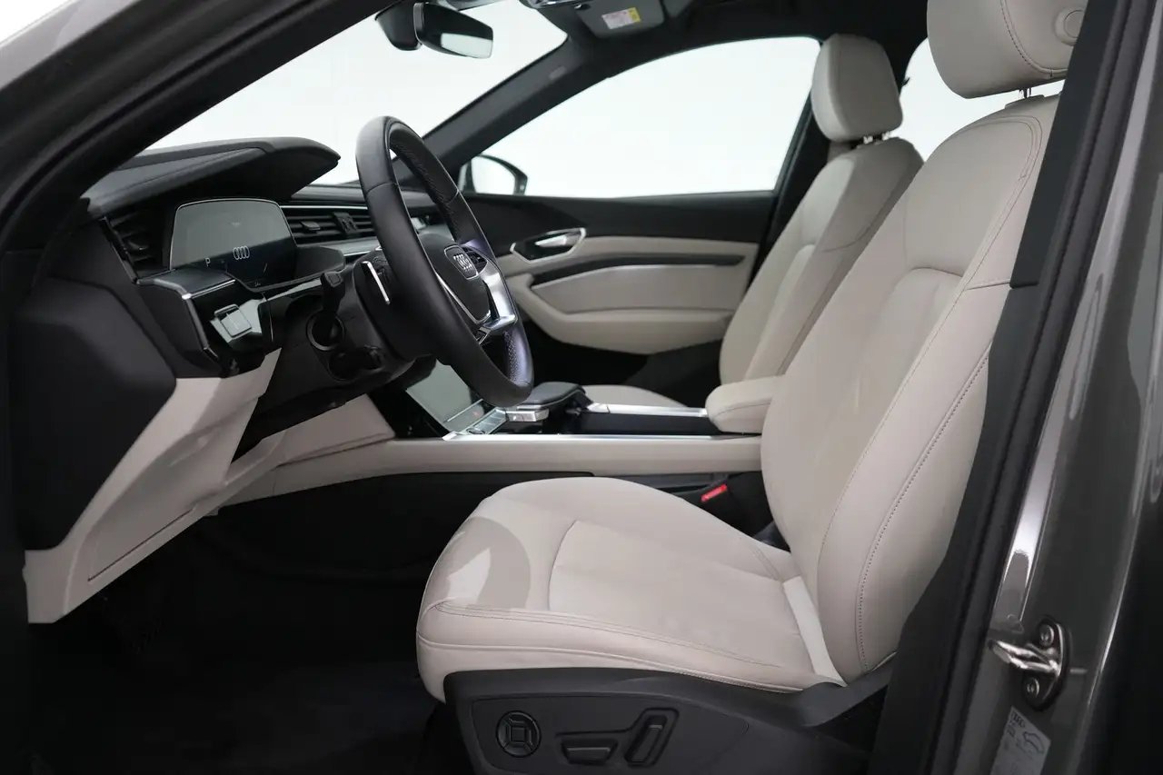 Audi Q8 95 kWh 50 Quattro Advanced Business+ LEDER/CUIR LE, миниатюра 17