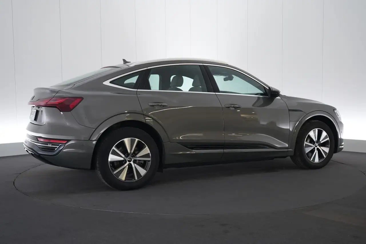 Audi Q8 95 kWh 50 Quattro Advanced Business+ LEDER/CUIR LE, миниатюра 6