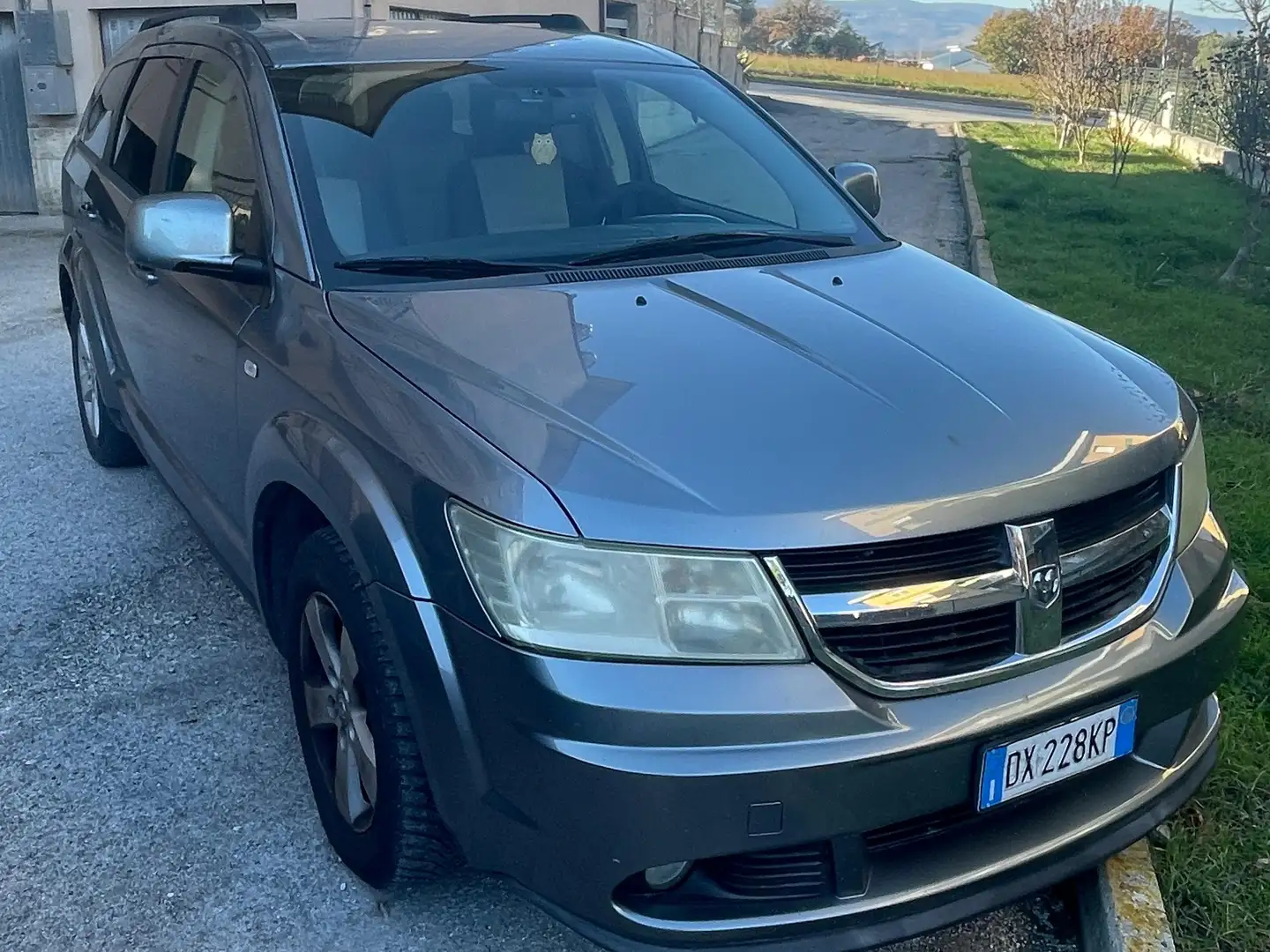 Dodge Journey Journey 2.0 td SXT dpf Grau - 1