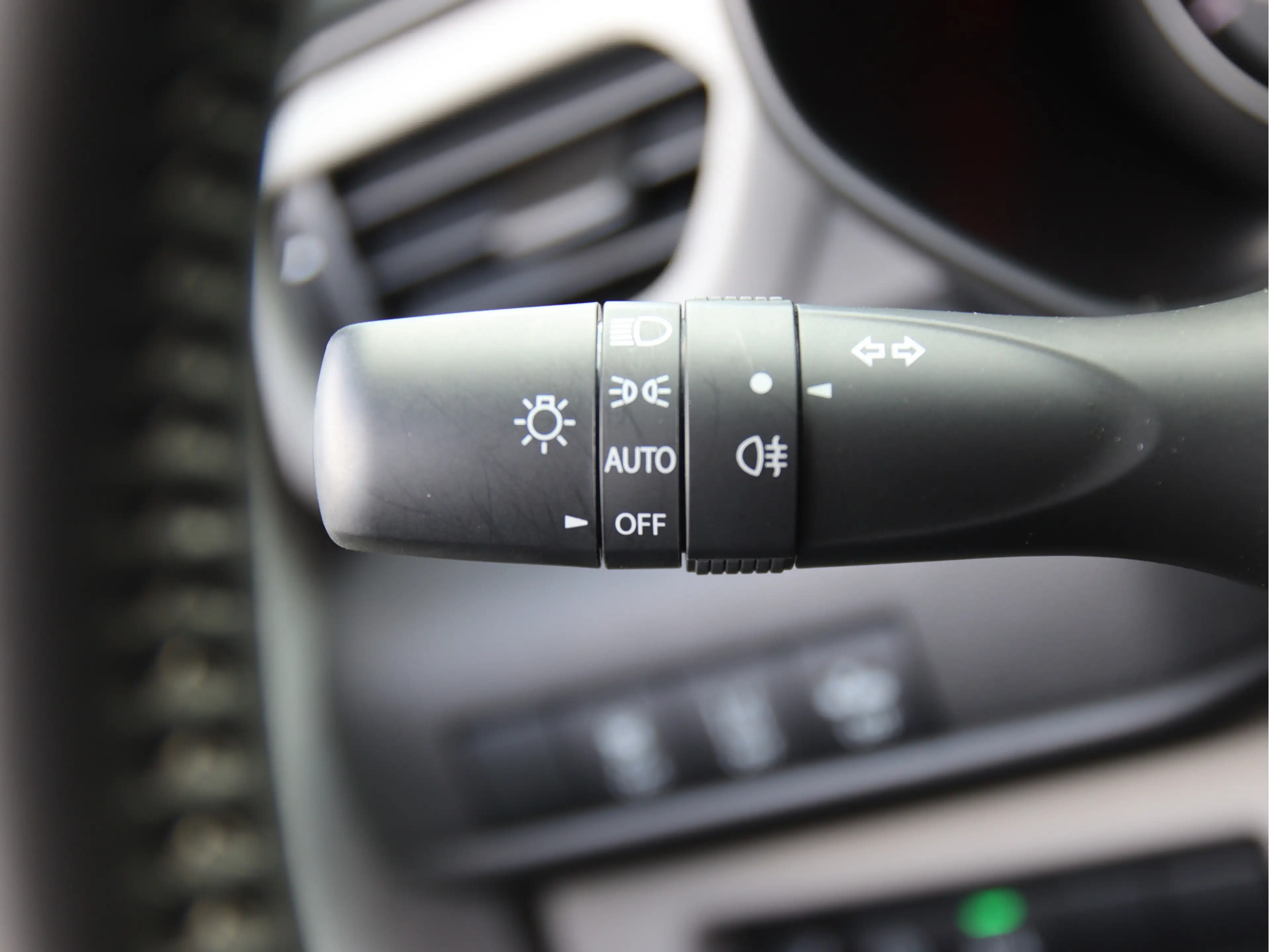 Suzuki Swift 1.2 Select Smart Hybrid Automaat, BLIS, Keyless, C — photo 15