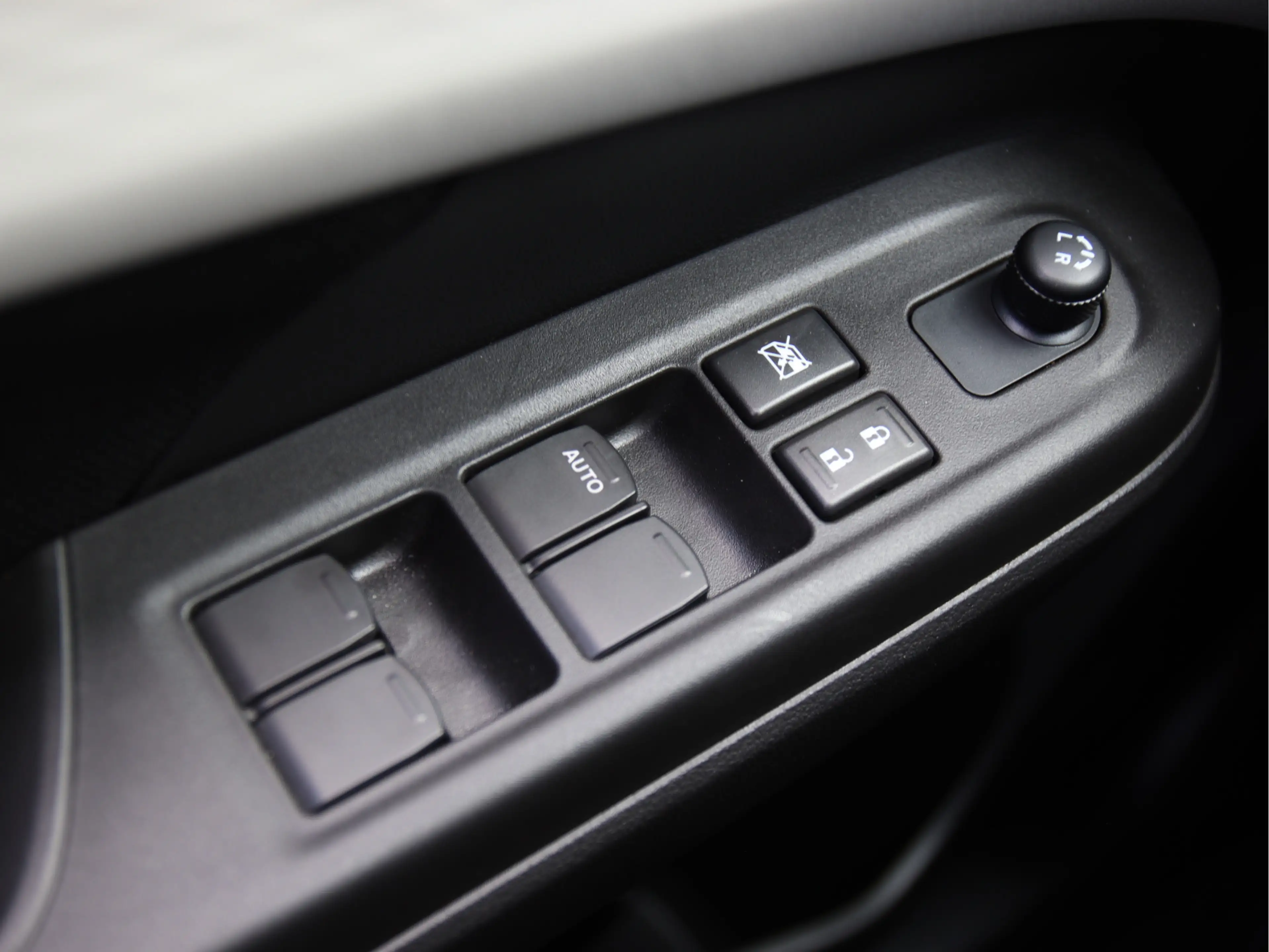 Suzuki Swift 1.2 Select Smart Hybrid Automaat, BLIS, Keyless, C — photo 34