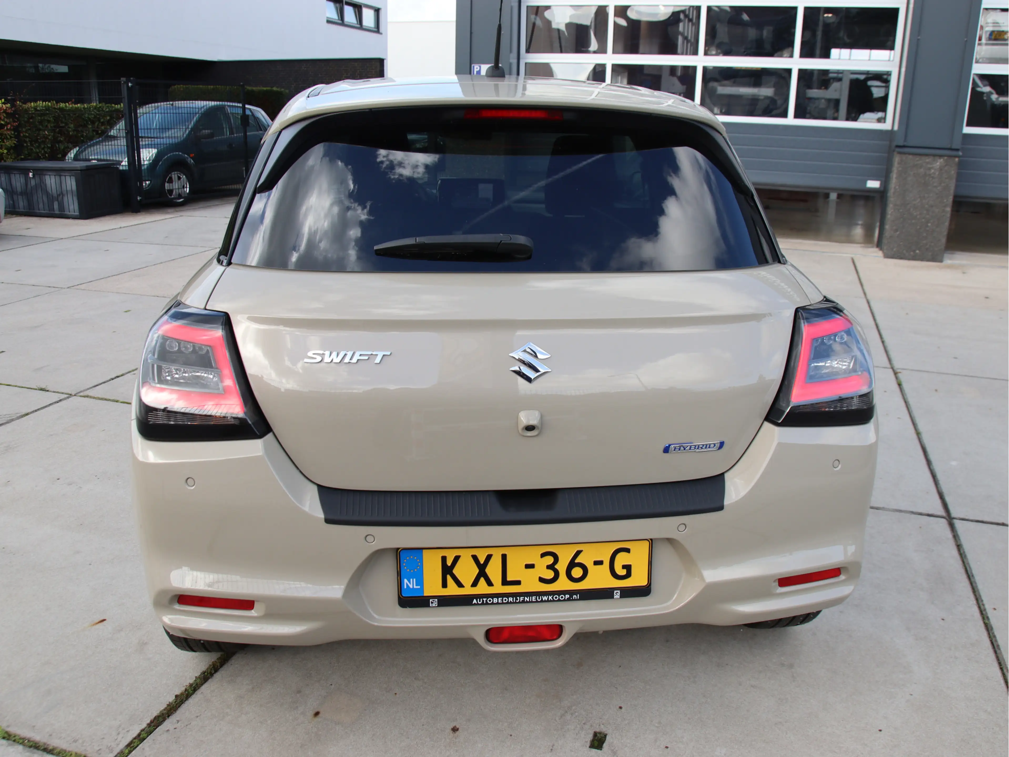Suzuki Swift 1.2 Select Smart Hybrid Automaat, BLIS, Keyless, C — photo 5