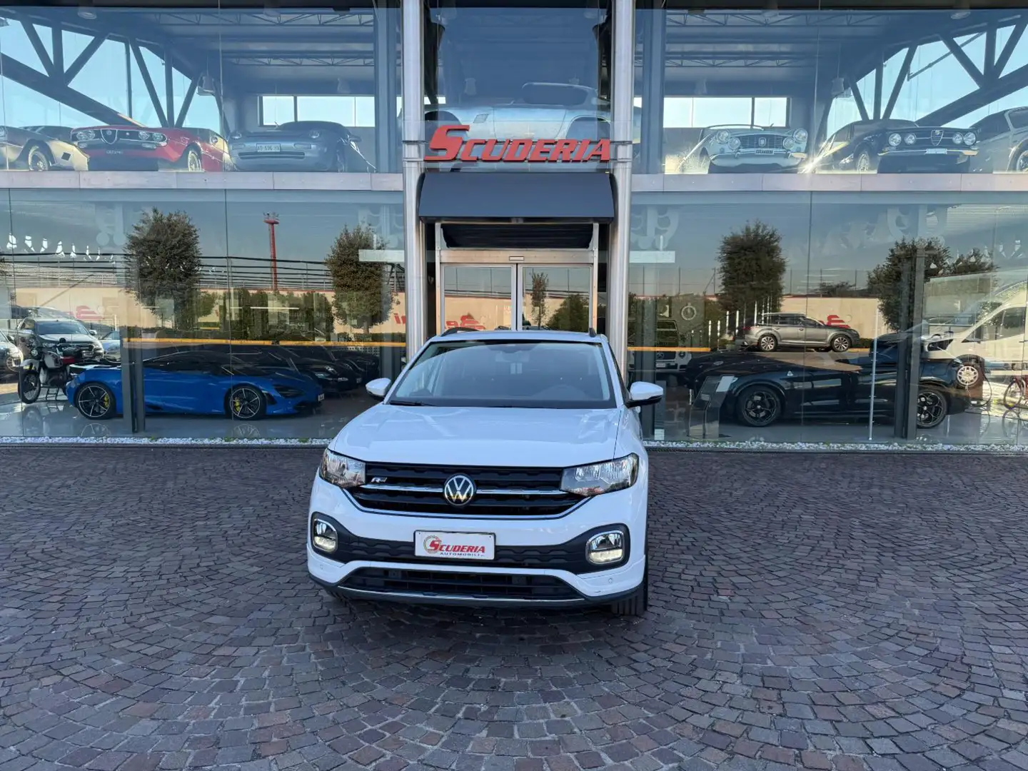 Volkswagen T-Cross 1.0 TSI Sport Bianco - 1